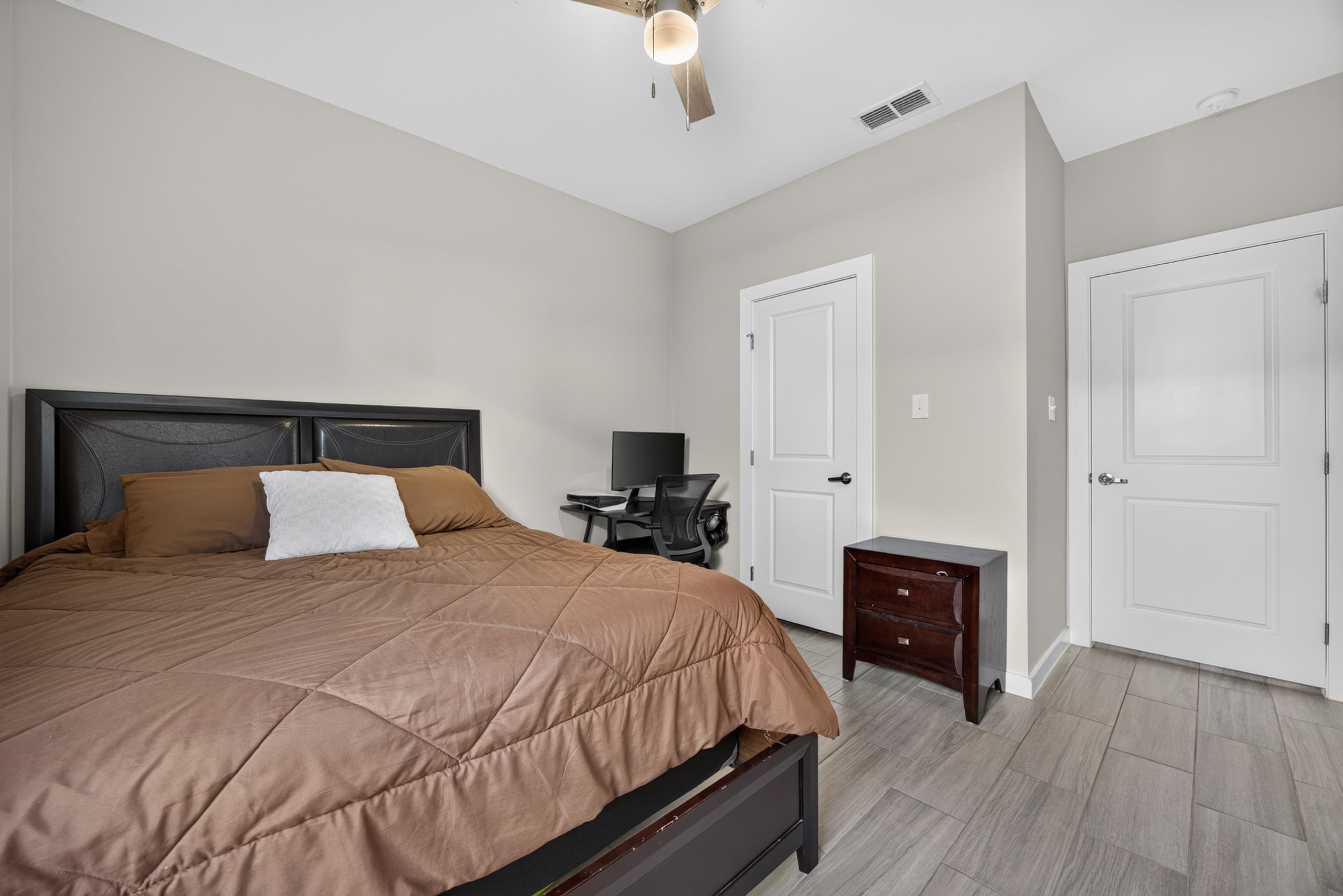 1616 Jerez Lp. Property Photo 17