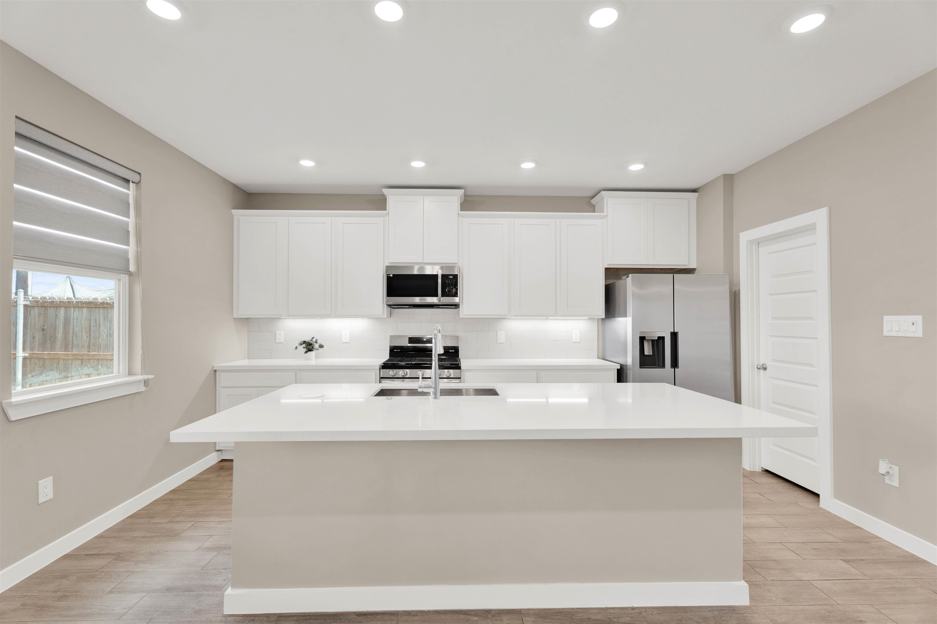 1806 Sambar Lp Property Photo 12