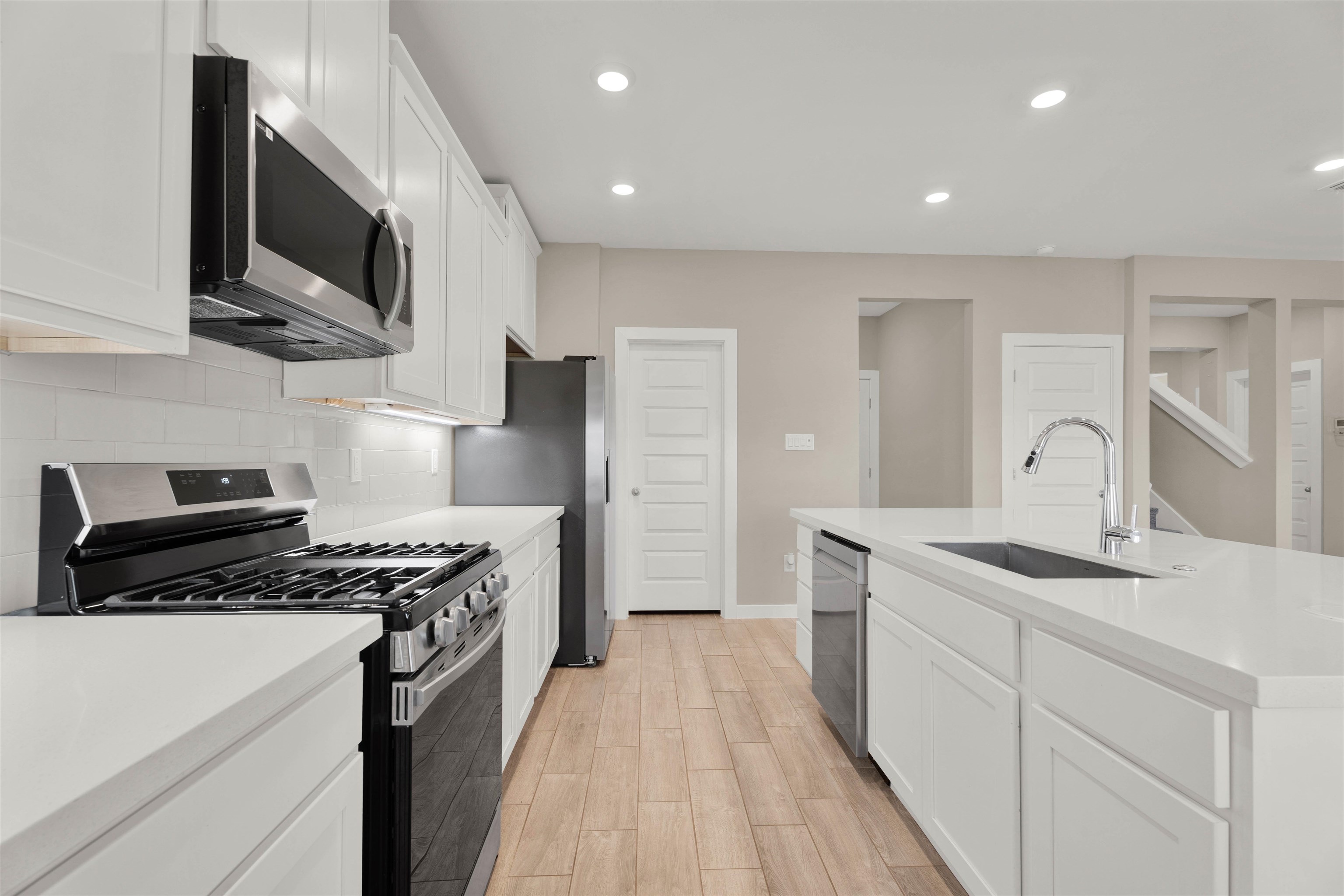1806 Sambar Lp Property Photo 13