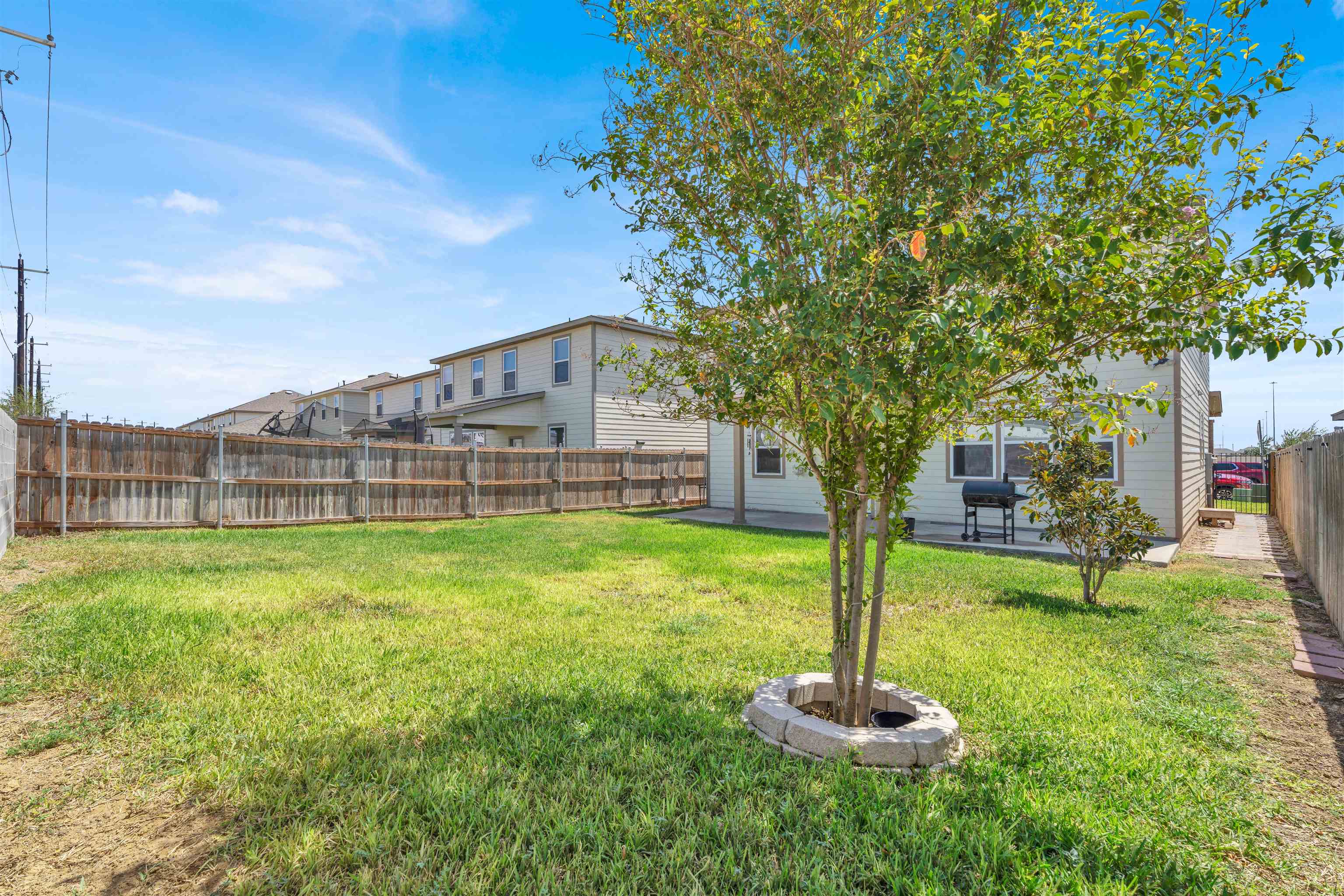 1806 Sambar Lp Property Photo 37