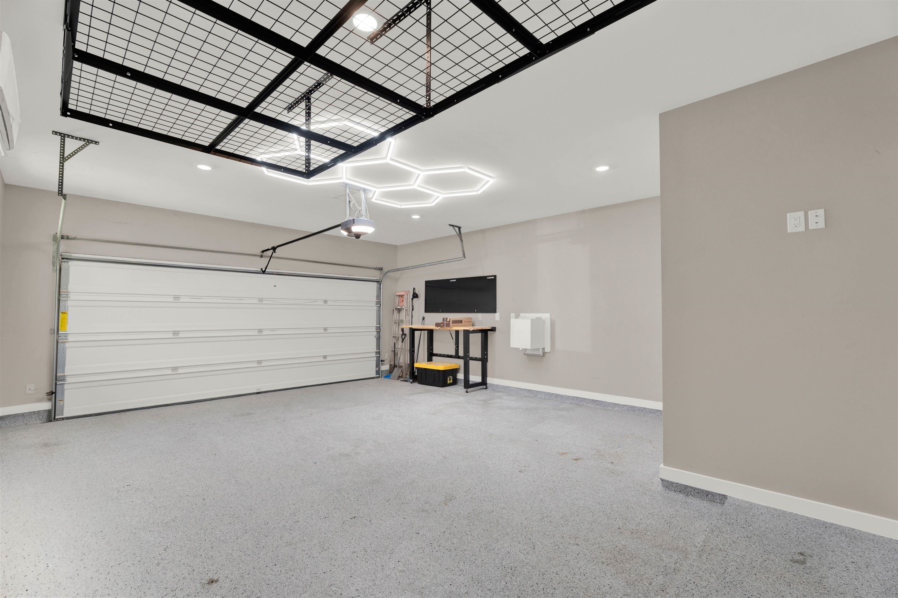 1806 Sambar Lp Property Photo 39