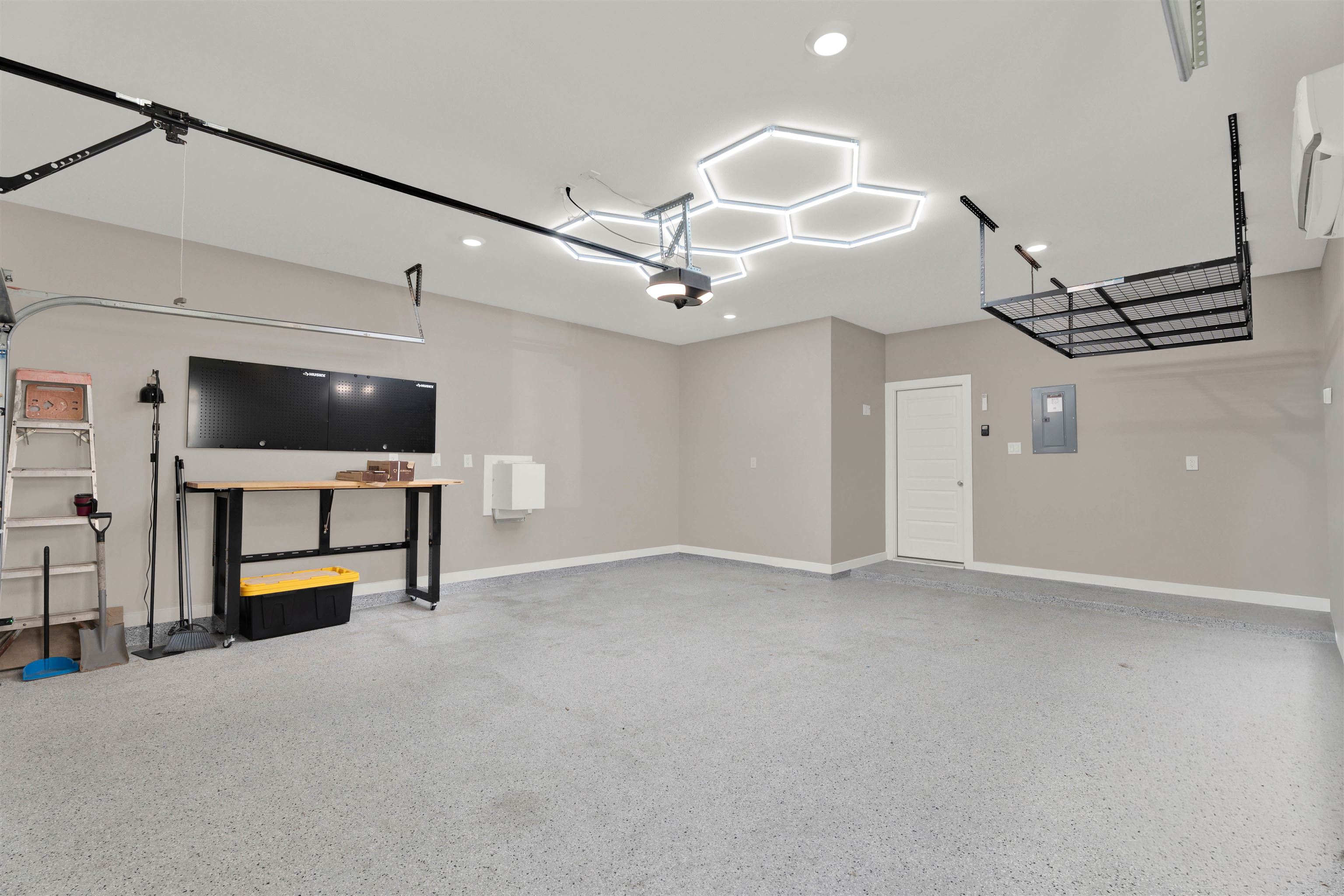 1806 Sambar Lp Property Photo 40