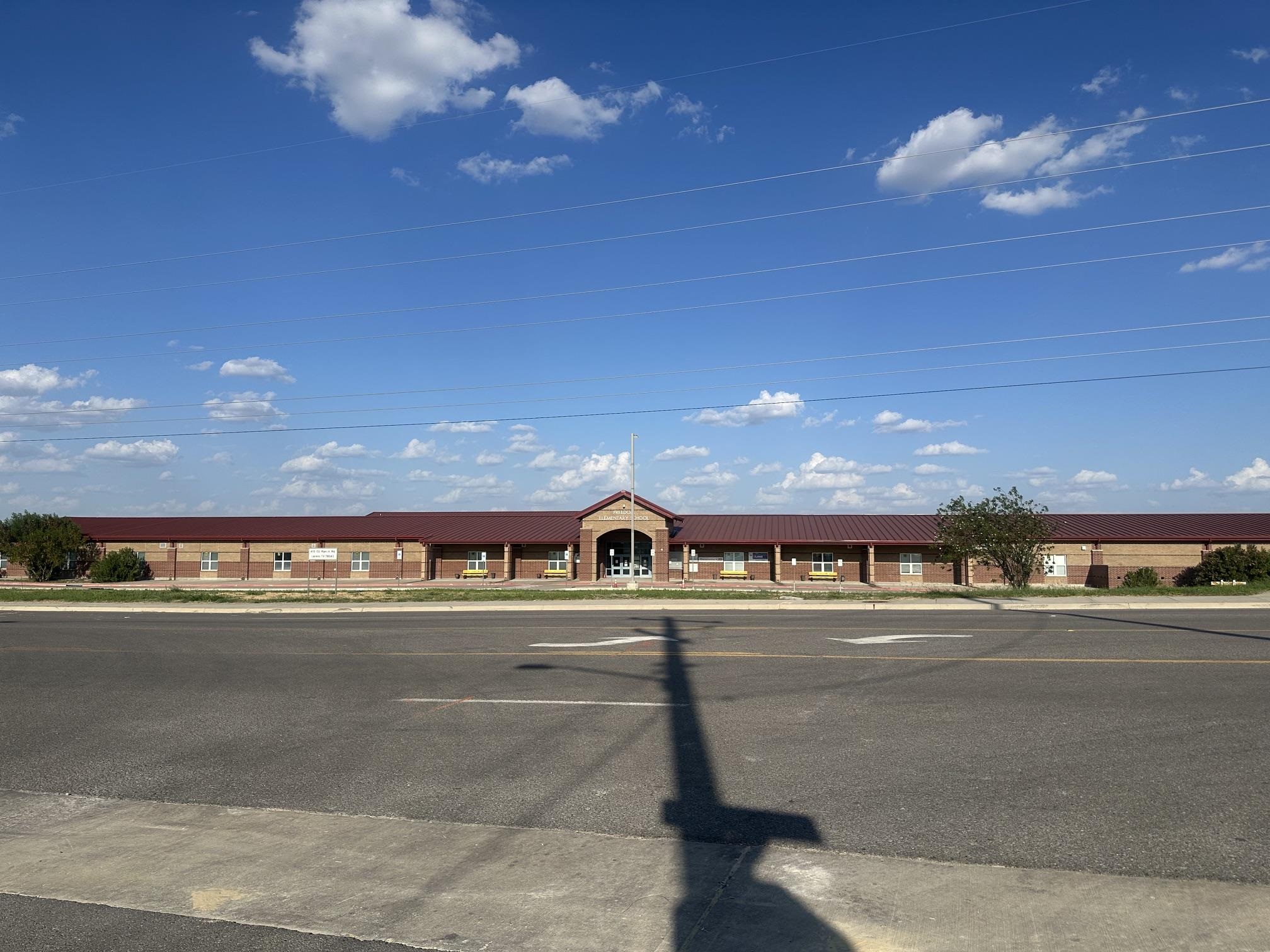 1415 El Caporal Dr. Property Photo 12