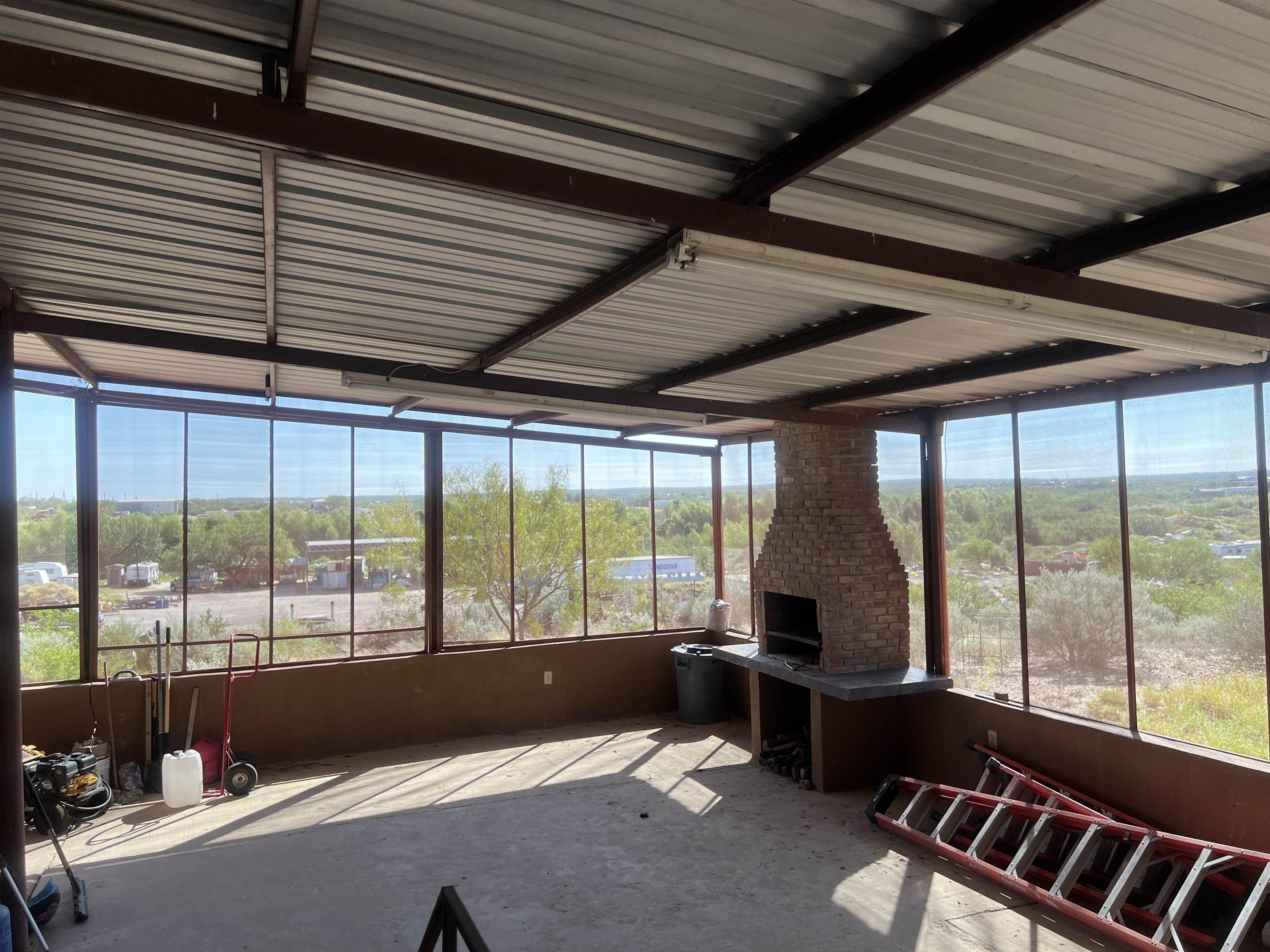 386 Papalote Rd Property Photo 6