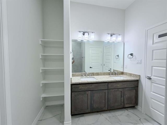 5609 Beefalo St. Property Photo 9