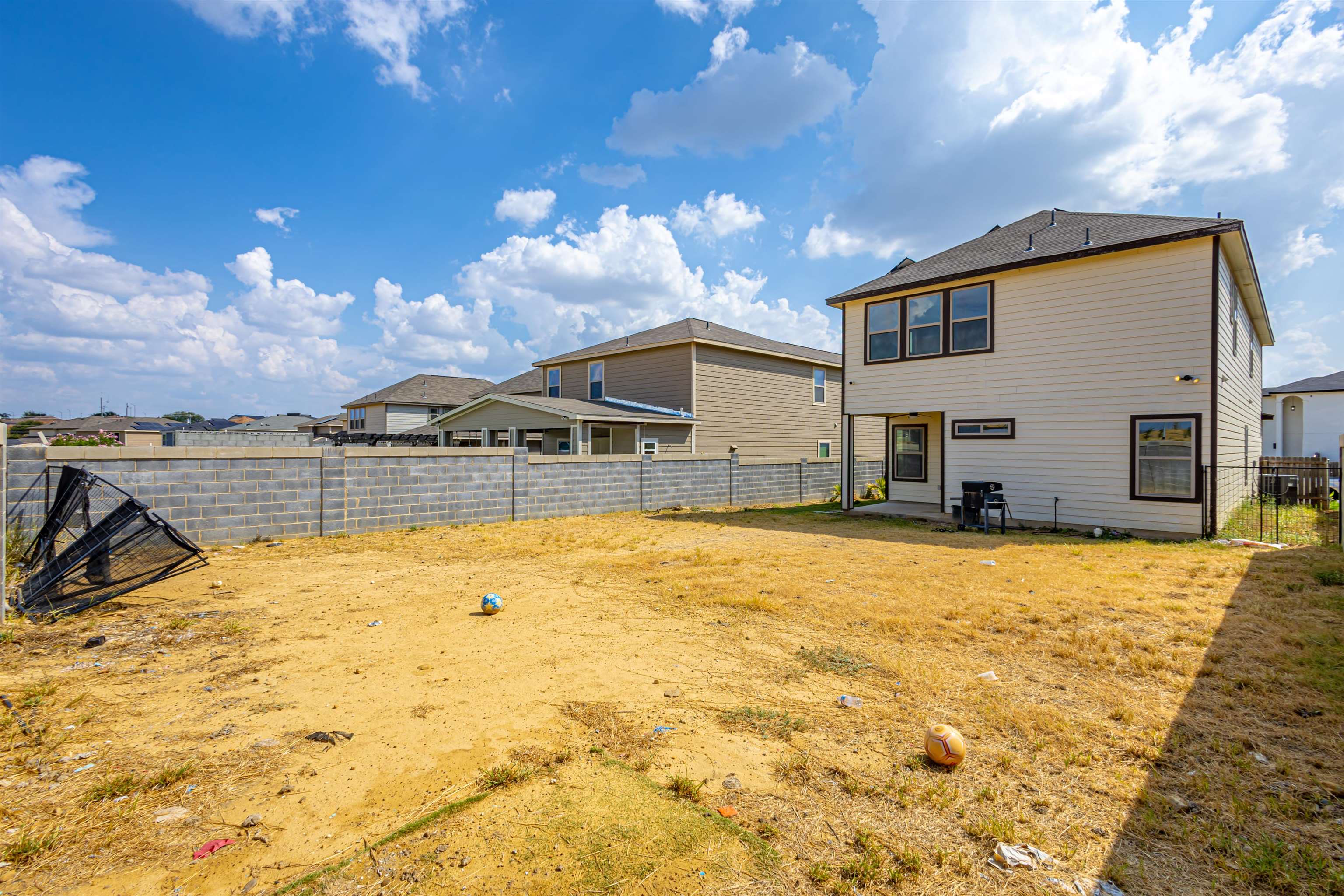 602 Soubirous Rd Property Photo 3
