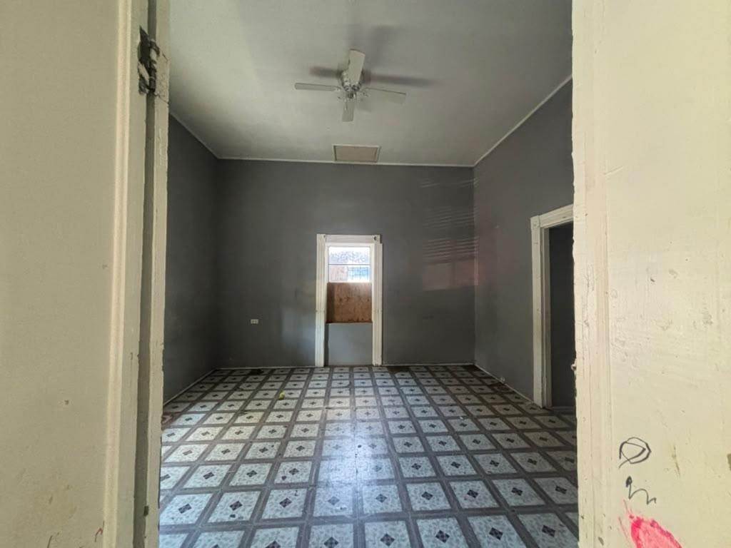 211 Lincoln St Property Photo 8