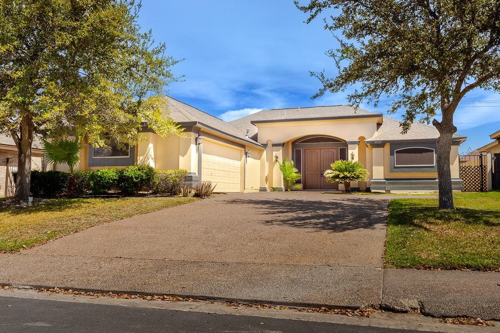 10529 Bear Creek Dr Property Photo 1