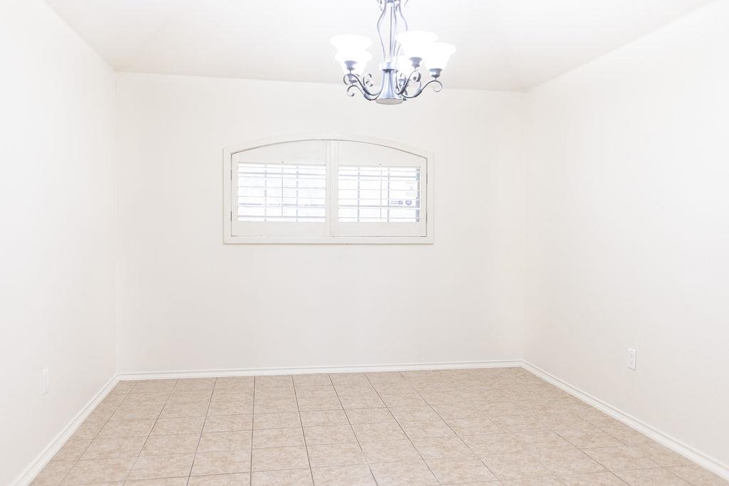 10529 Bear Creek Dr Property Photo 6
