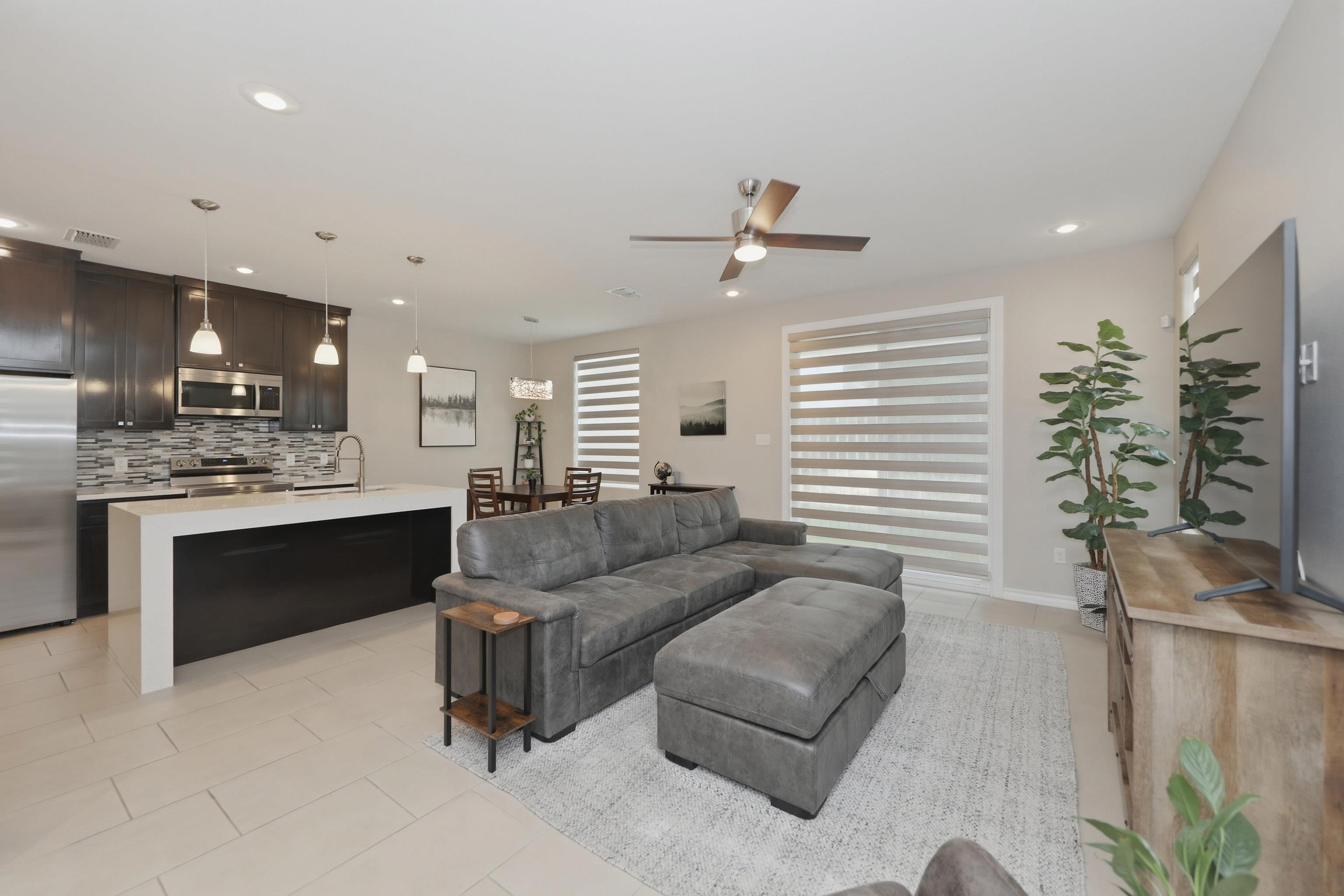 7915 Elka Lp Property Photo 2