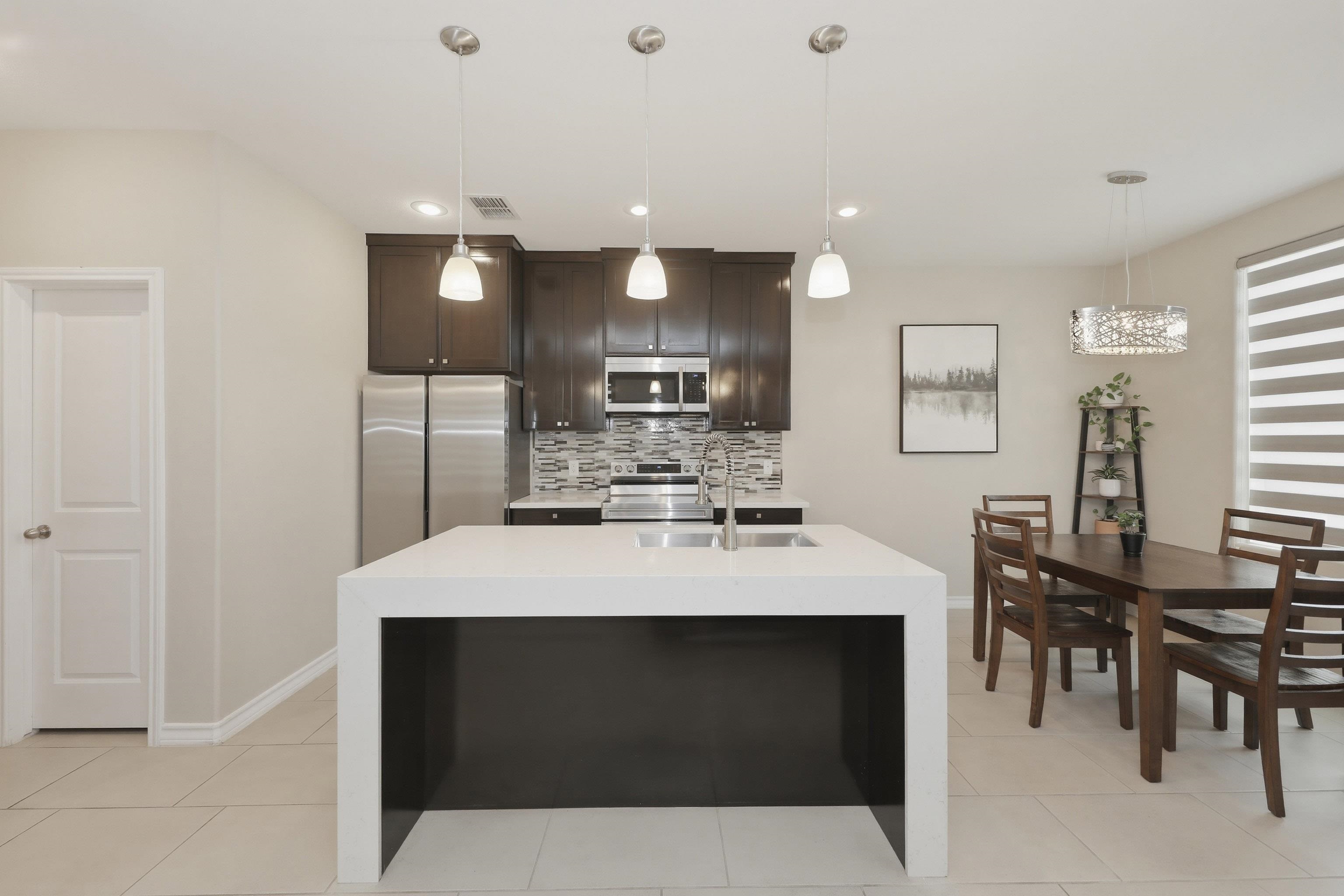 7915 Elka Lp Property Photo 10