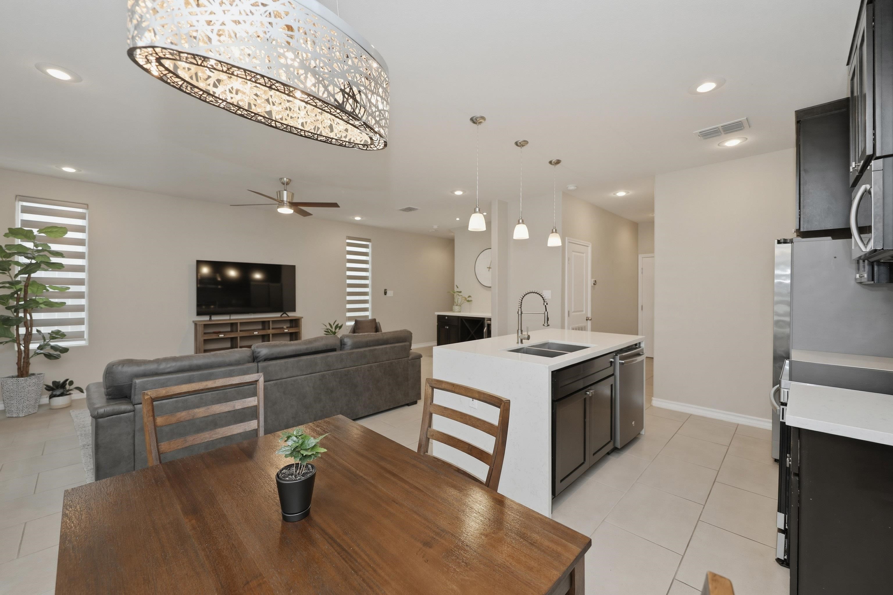 7915 Elka Lp Property Photo 13