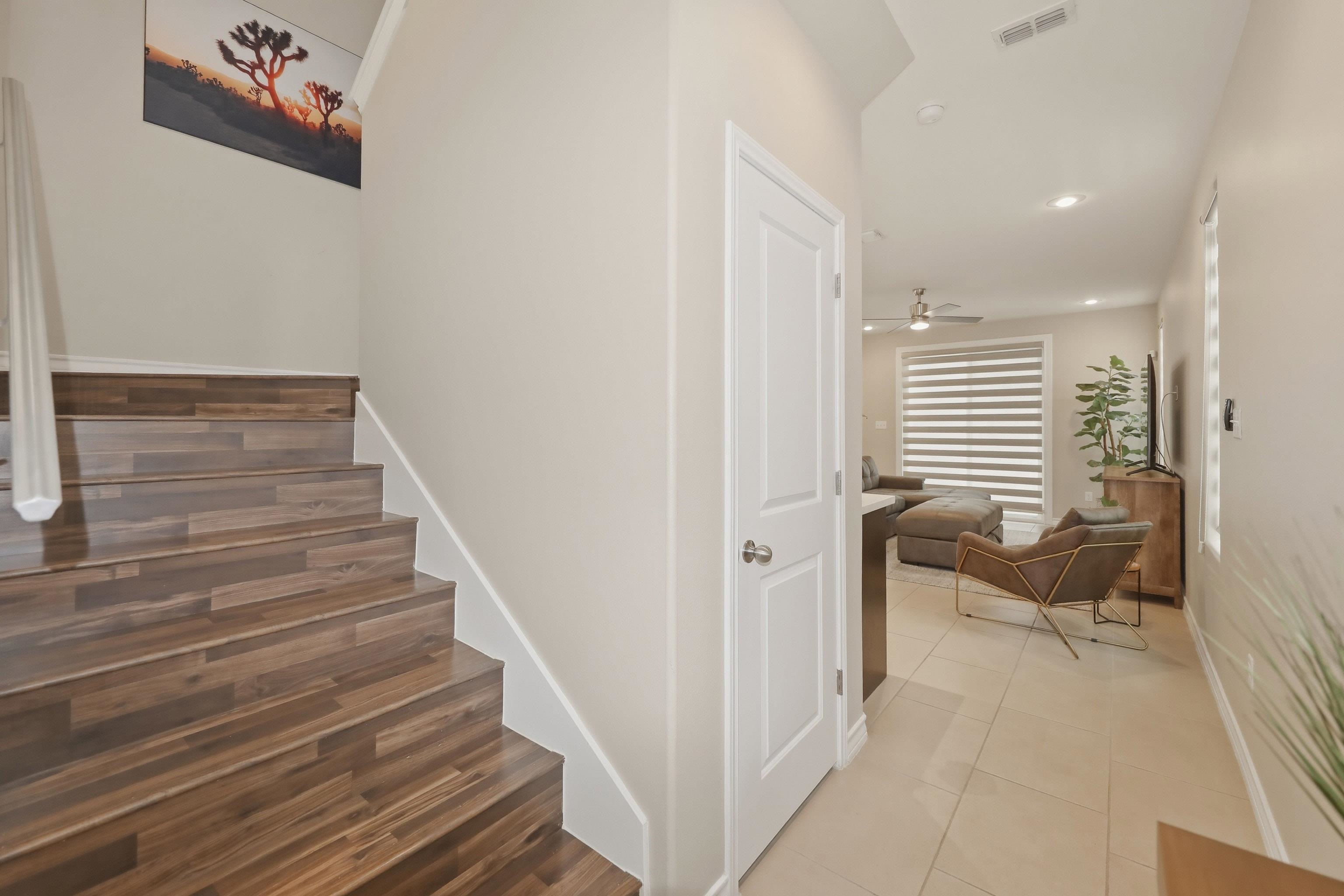 7915 Elka Lp Property Photo 19