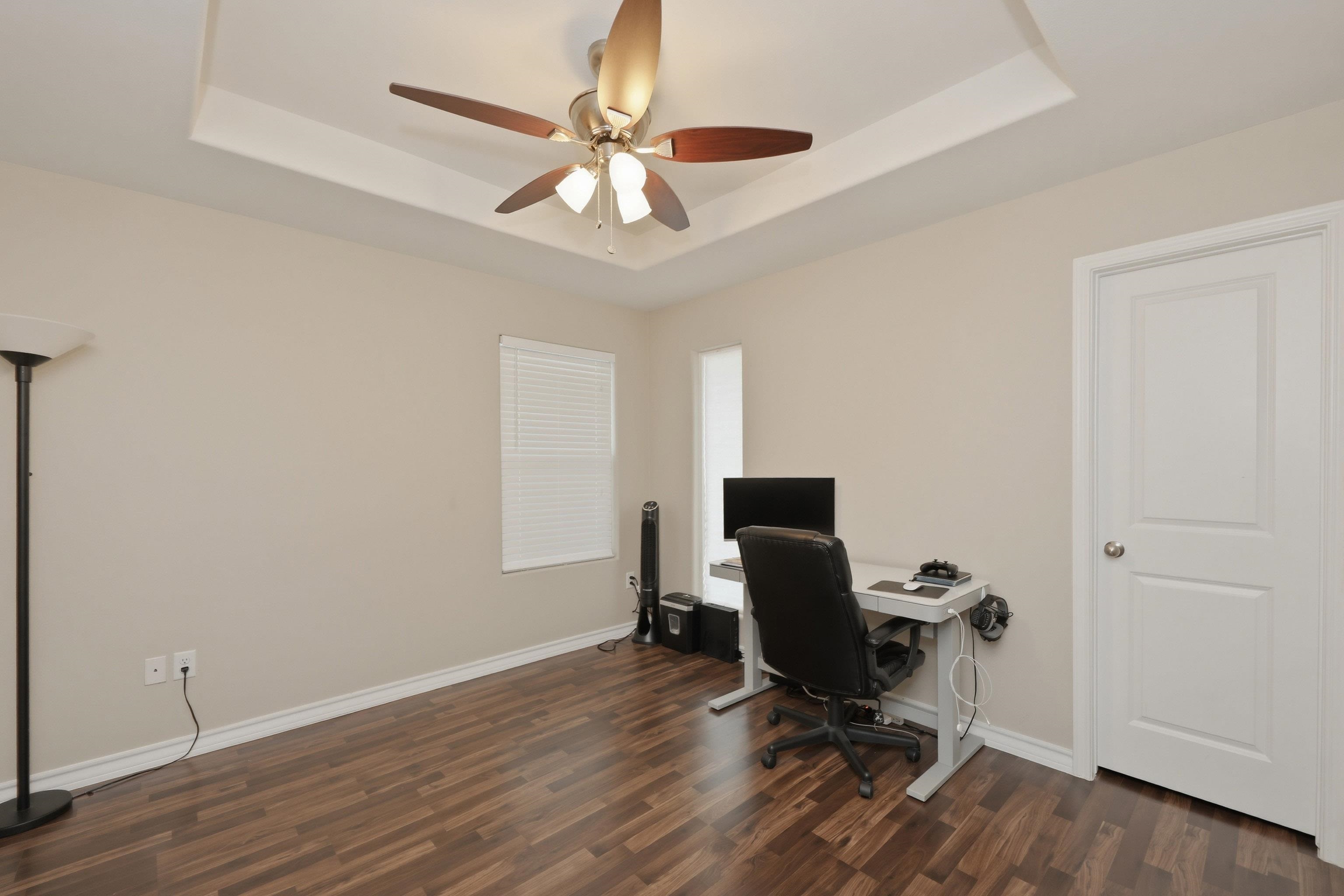 7915 Elka Lp Property Photo 29
