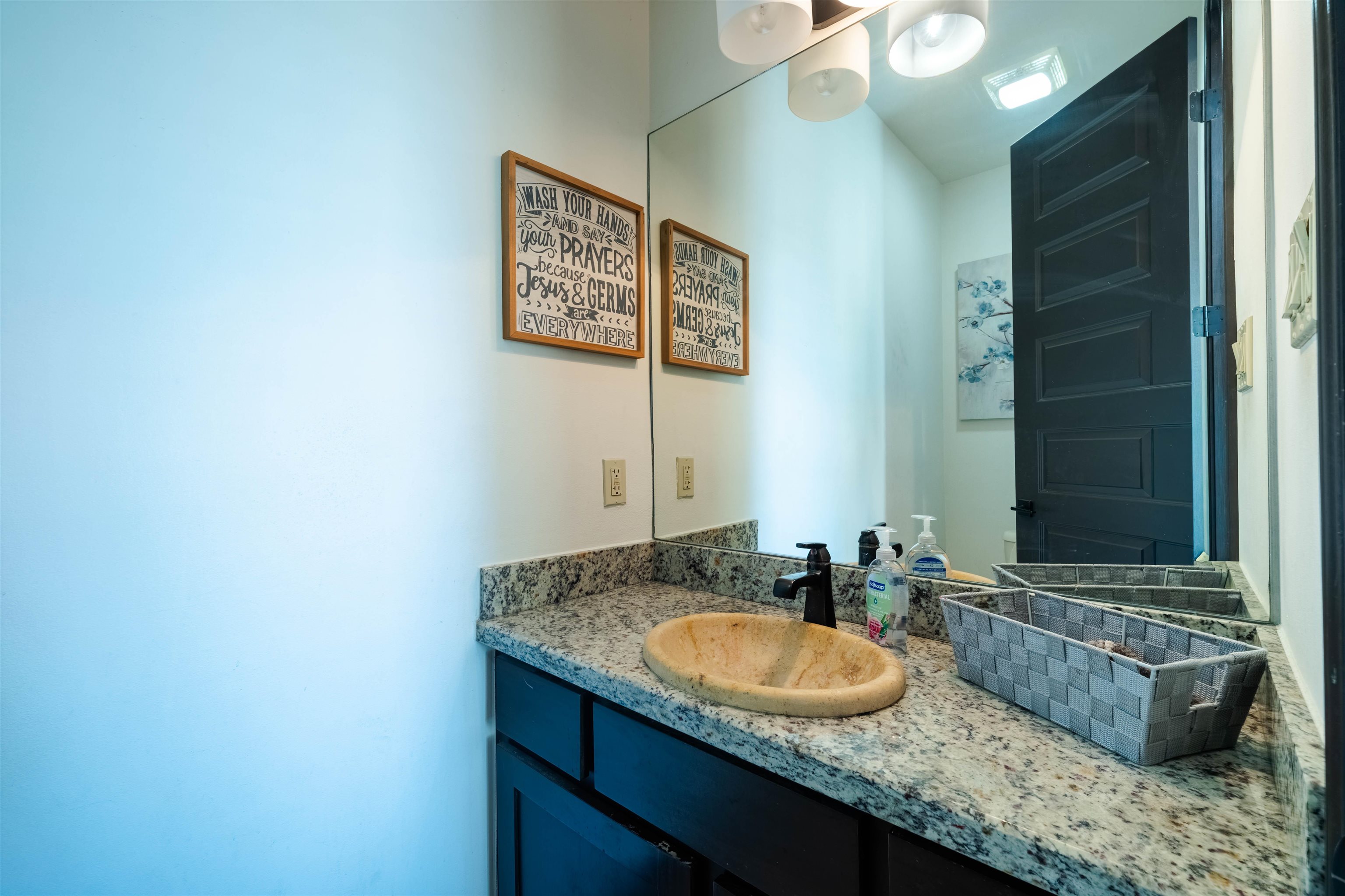 104 Chisos Oak Dr Property Photo 28