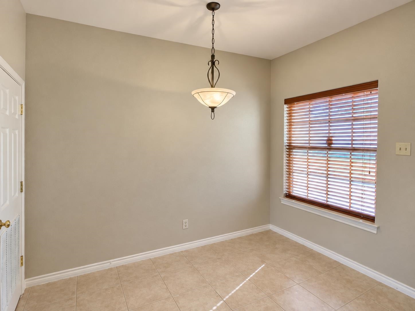 9811 Sterling Lp 101 Property Photo 5