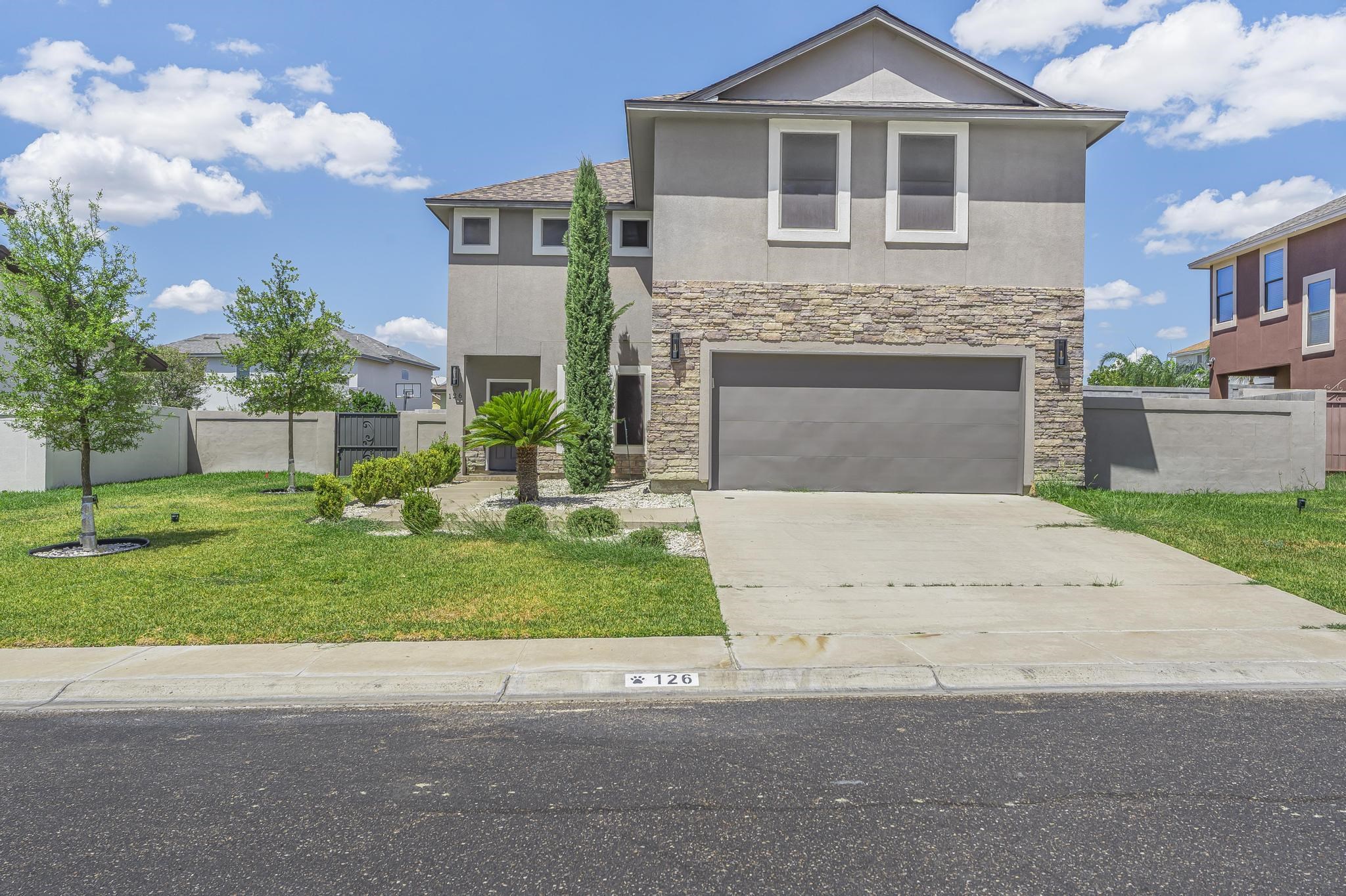 126 Guanajuato Dr. Property Photo 2