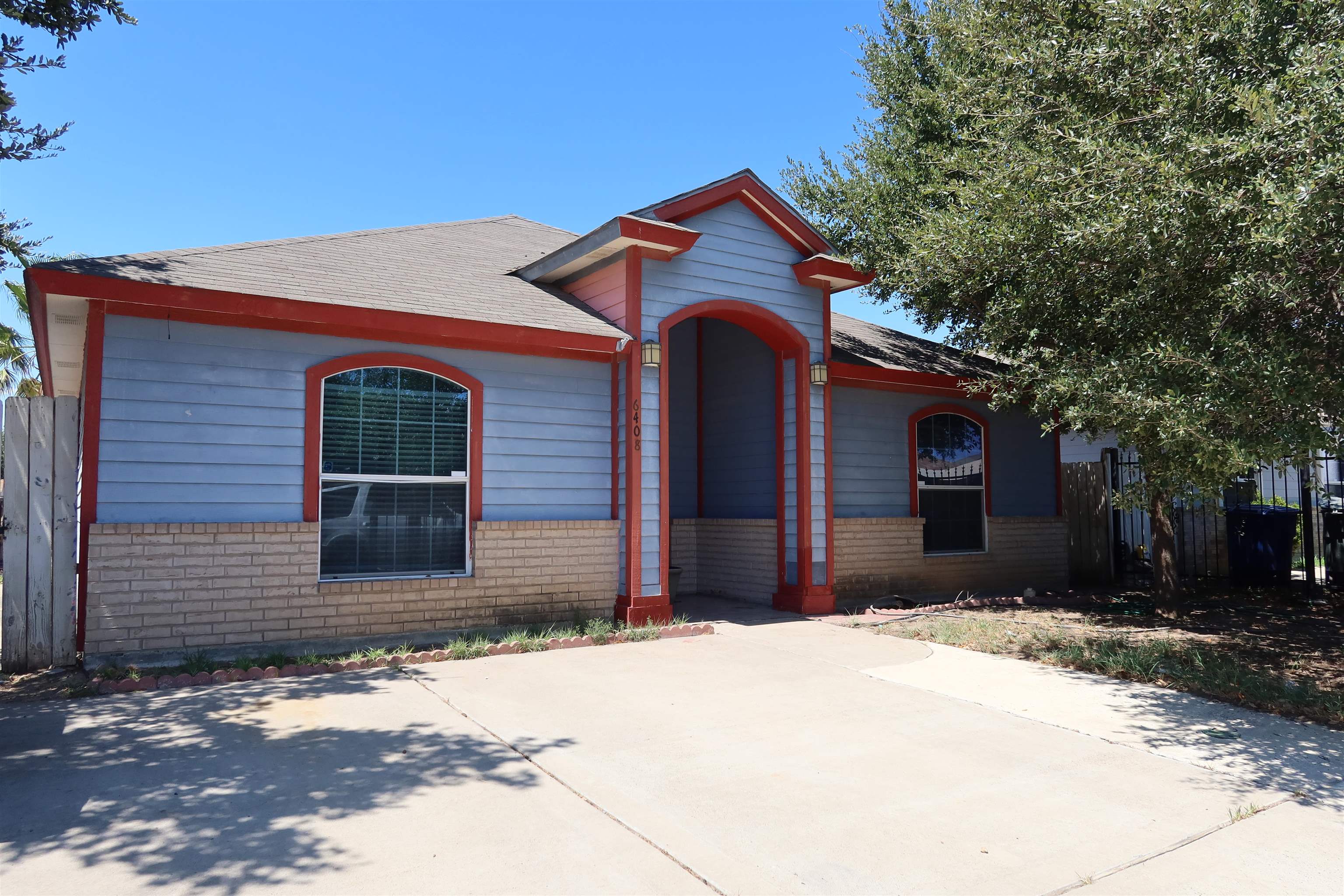 6408 Candela Dr Property Photo 1