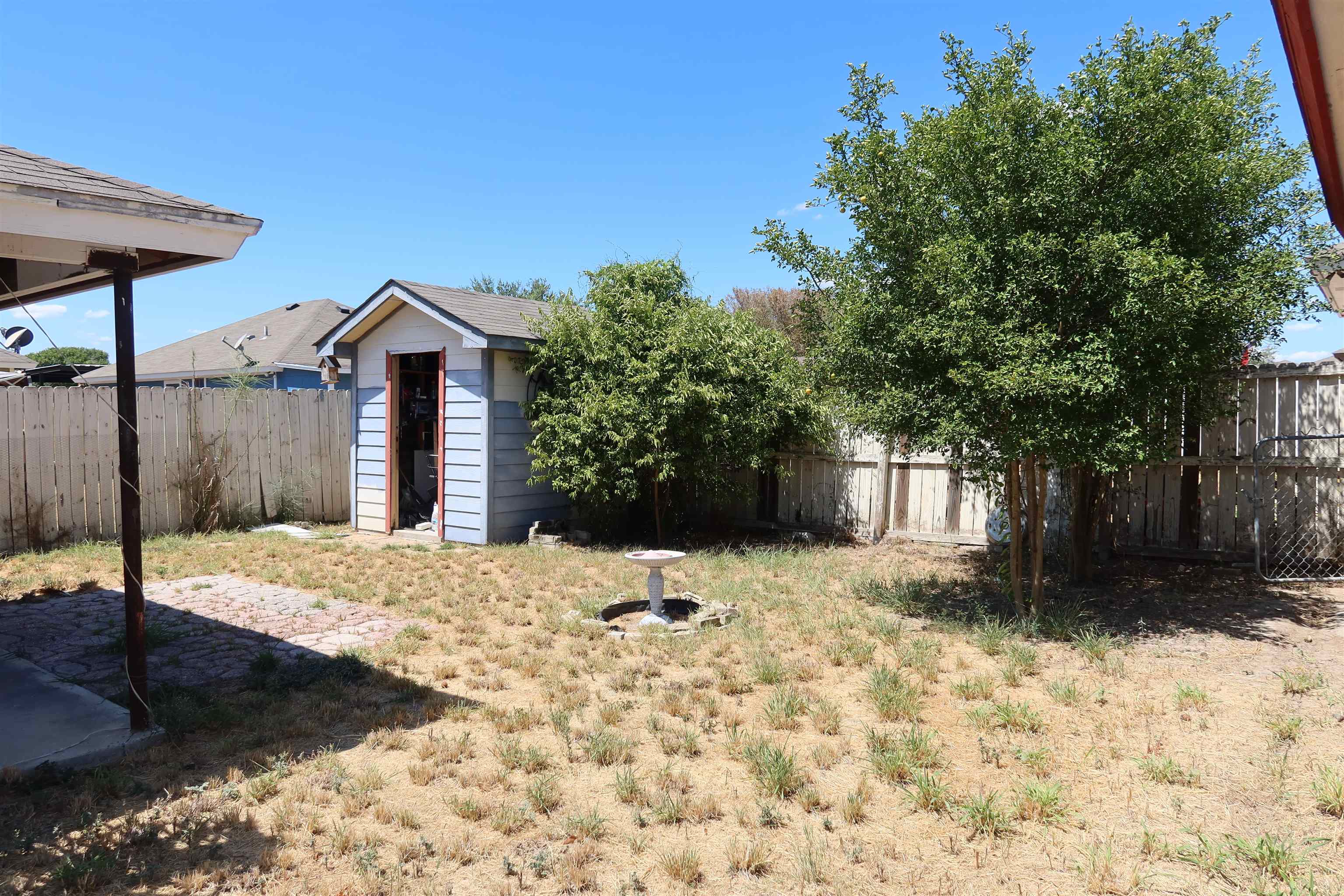 6408 Candela Dr Property Photo 9