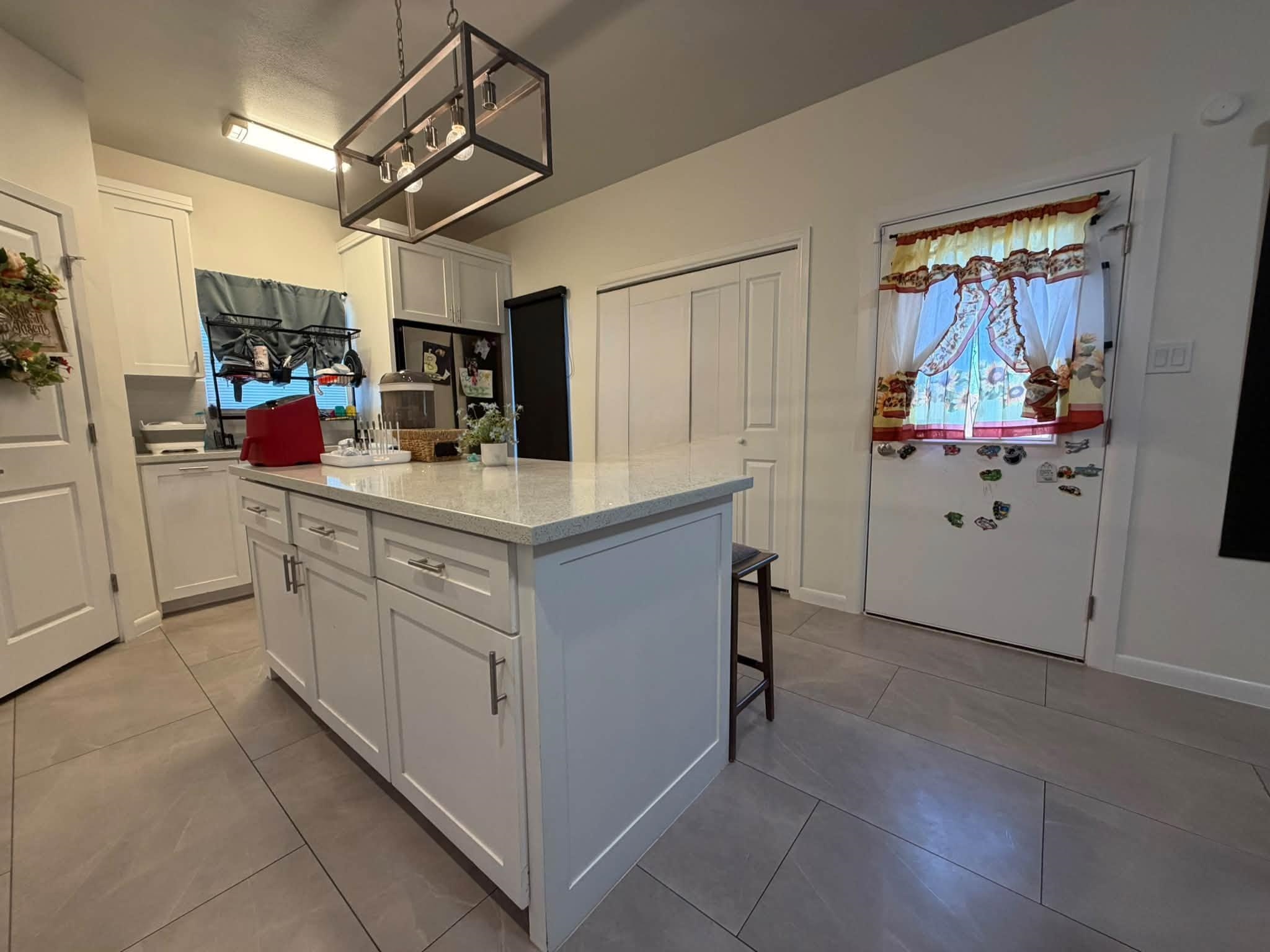 5423 Capilla St. Property Photo 6