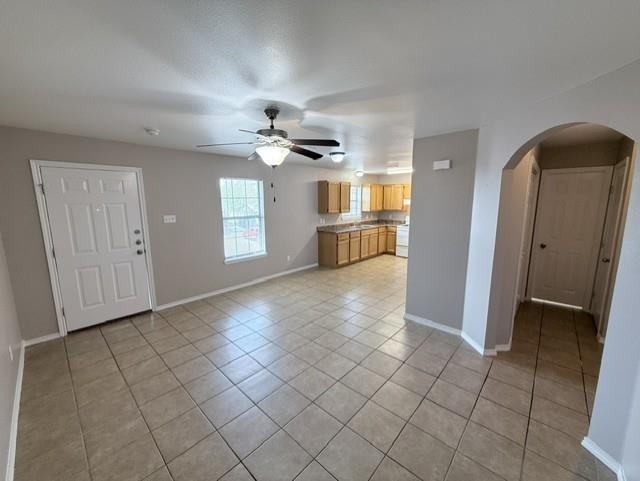 902 Laredo St #4 Property Photo 5