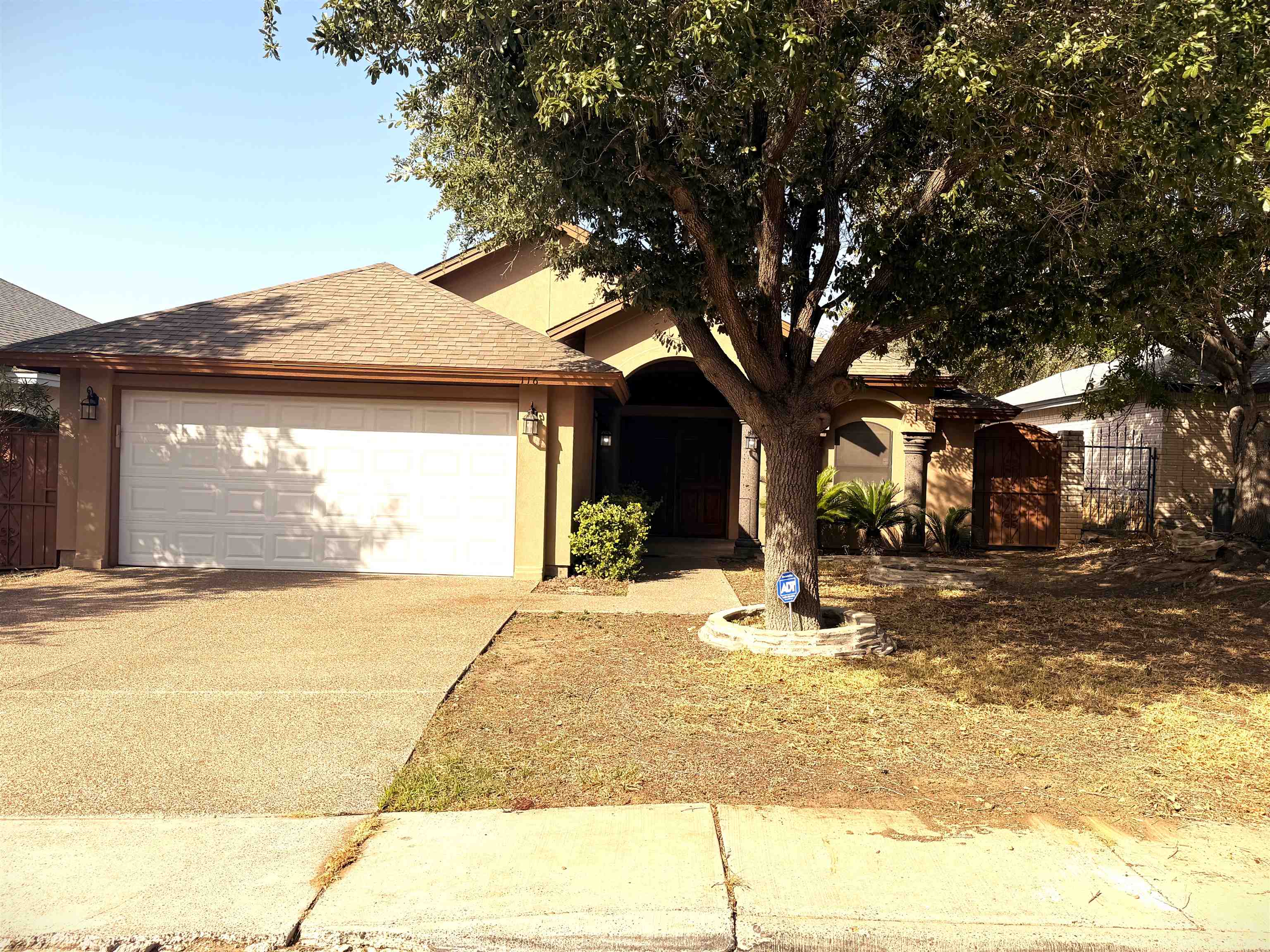 116 Knoll Ave Property Photo 1