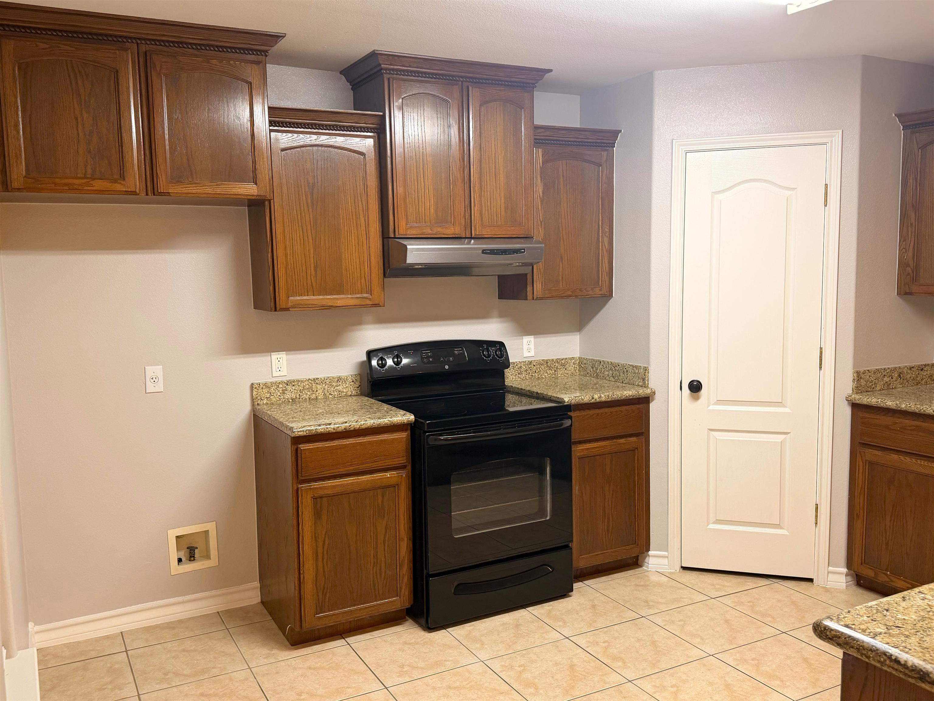116 Knoll Ave Property Photo 9