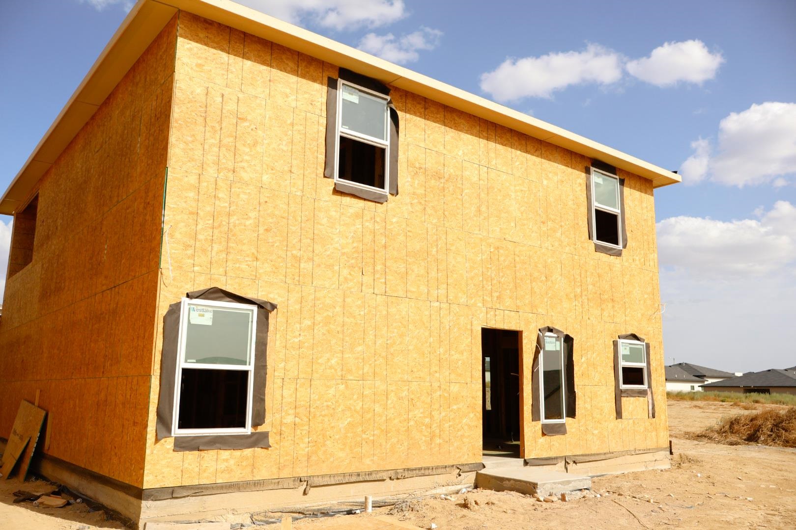 1748 Dallas Dr. Property Photo 4