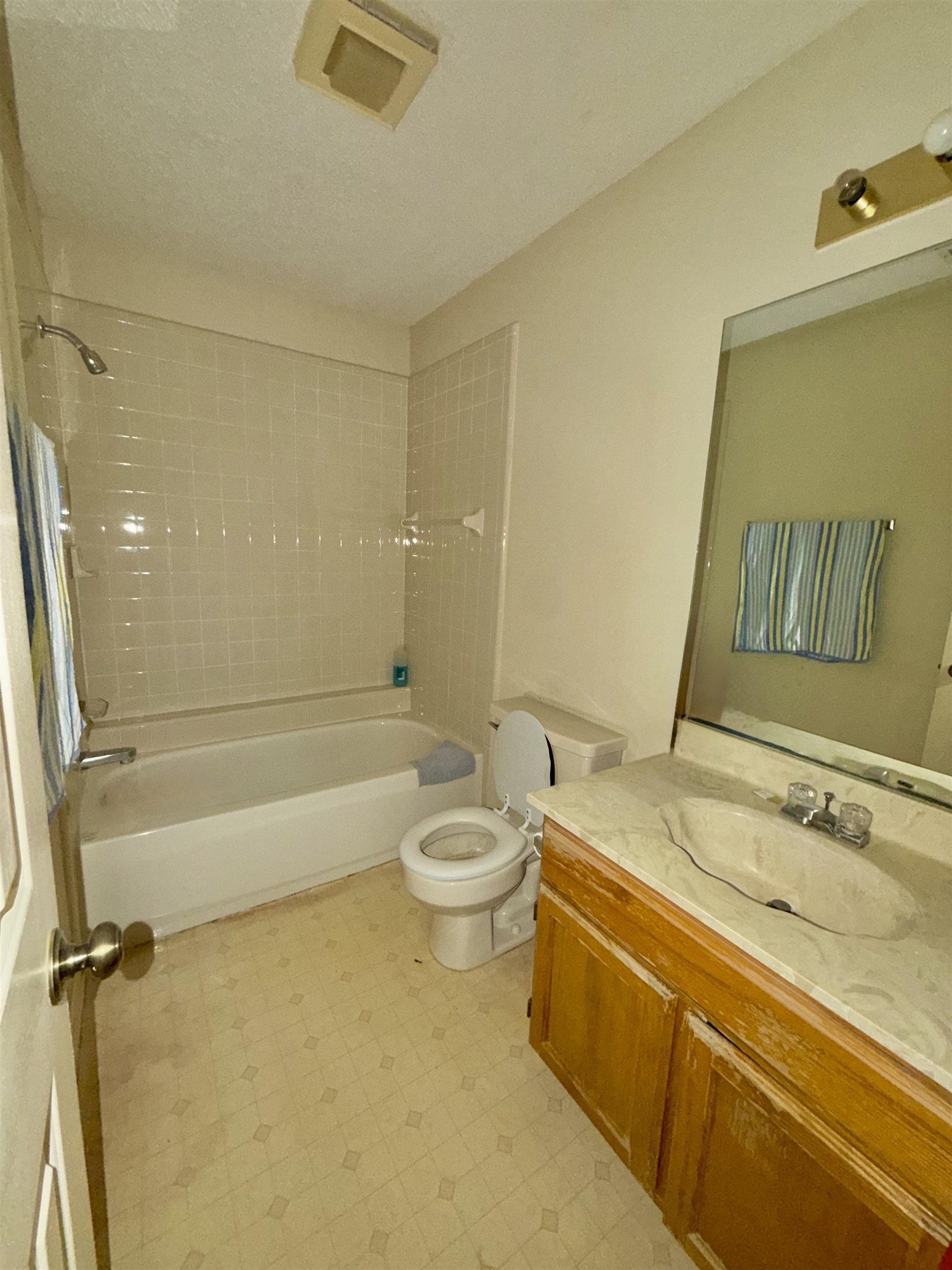 8904 Crossway Dr Property Photo 11
