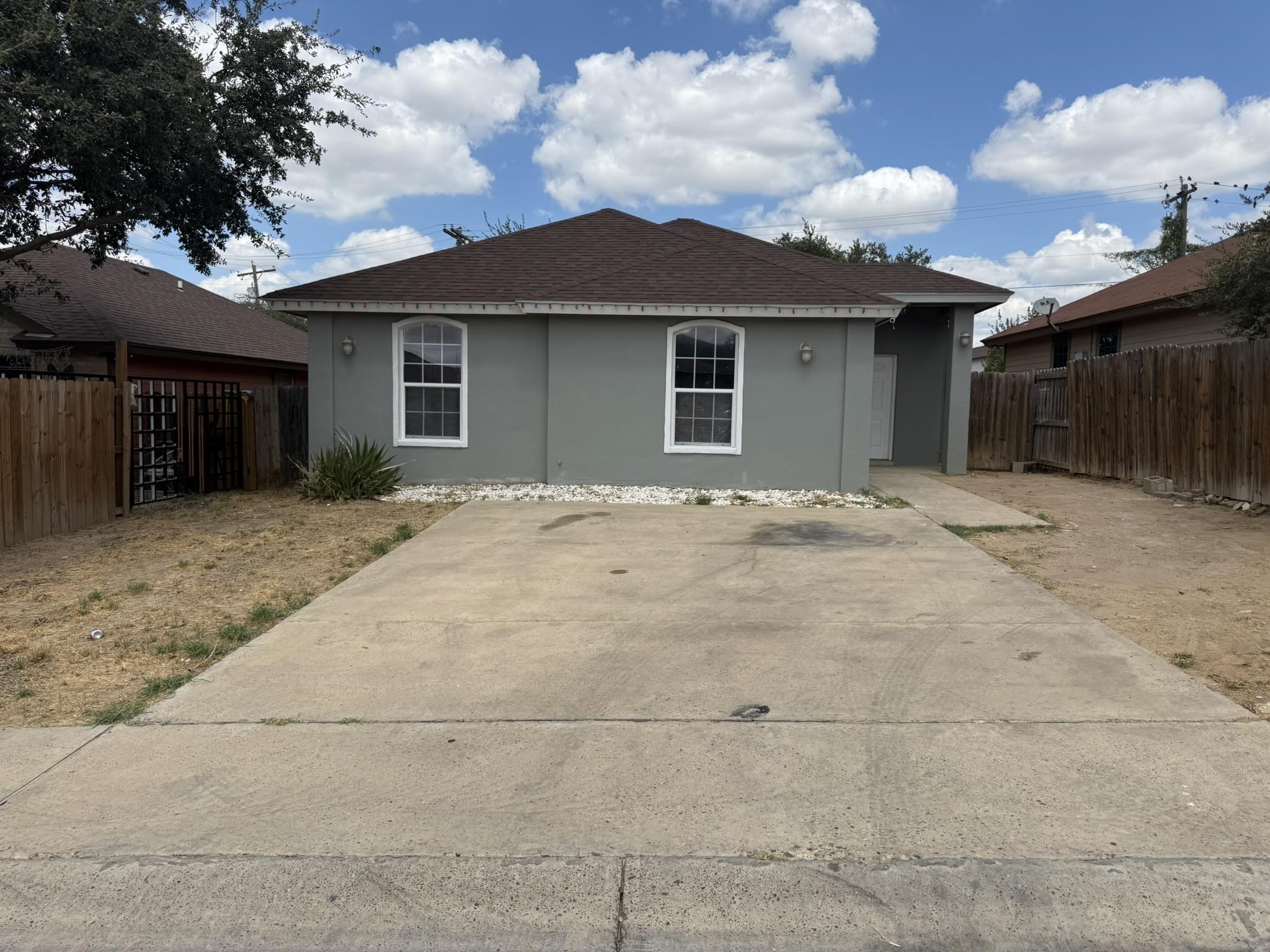 504 Viviana Cts Property Photo 1