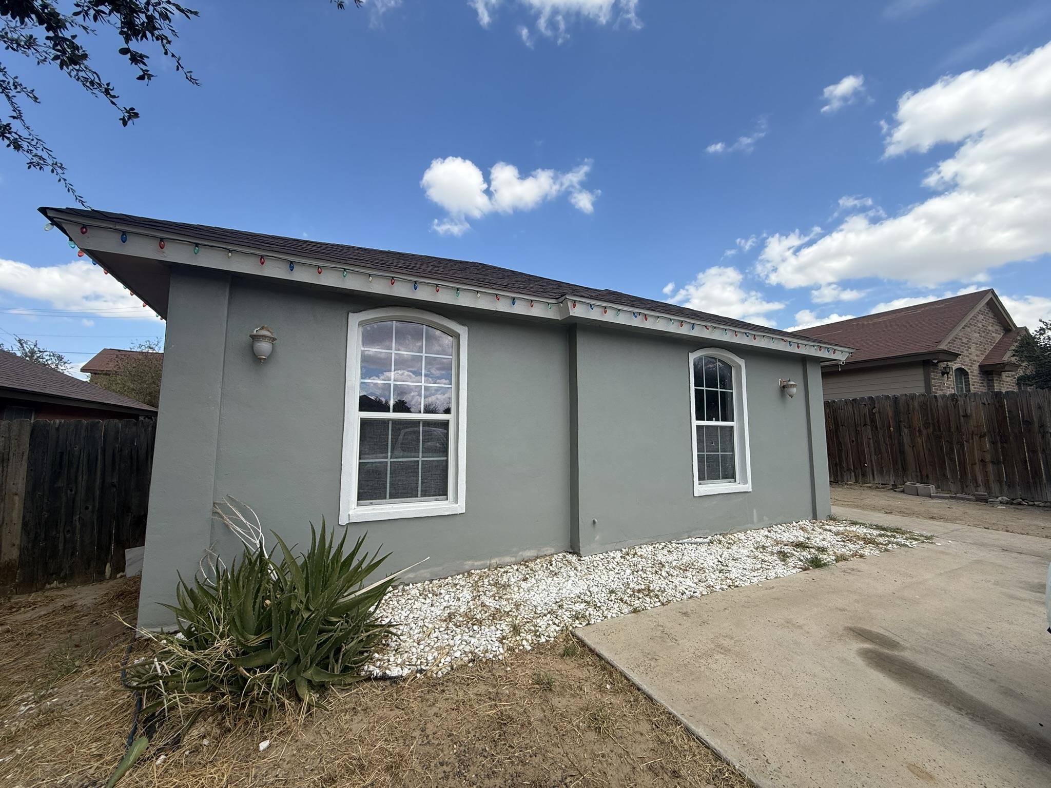504 Viviana Cts Property Photo 4