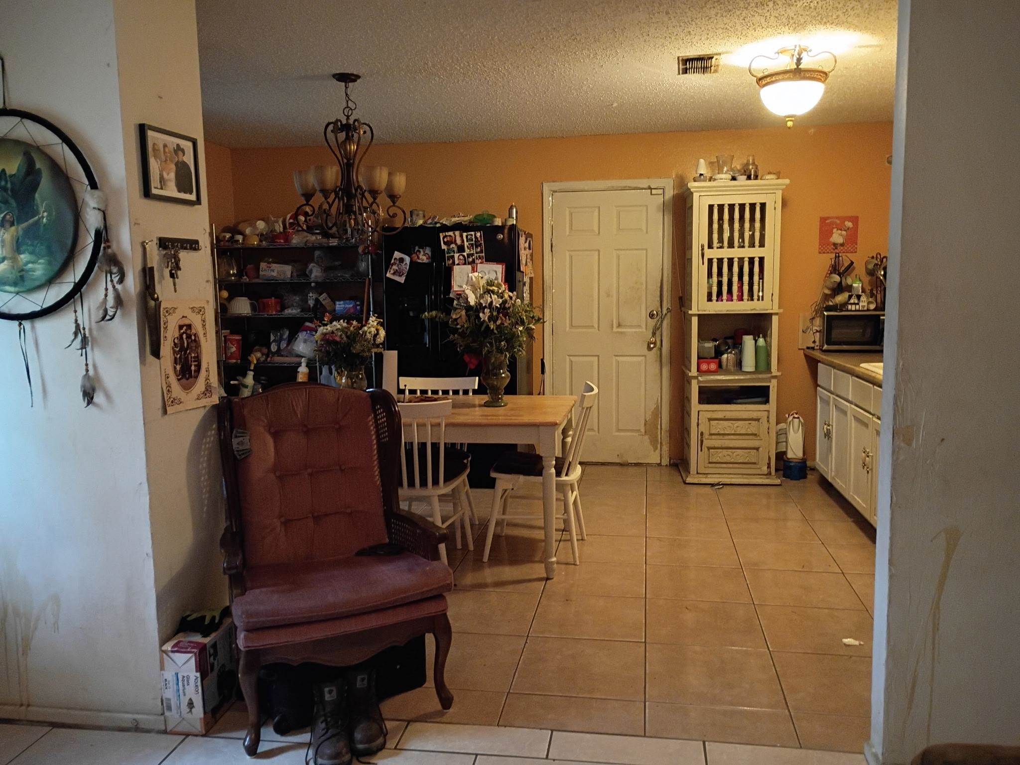 1016 N Lost Creek Lp Property Photo 5
