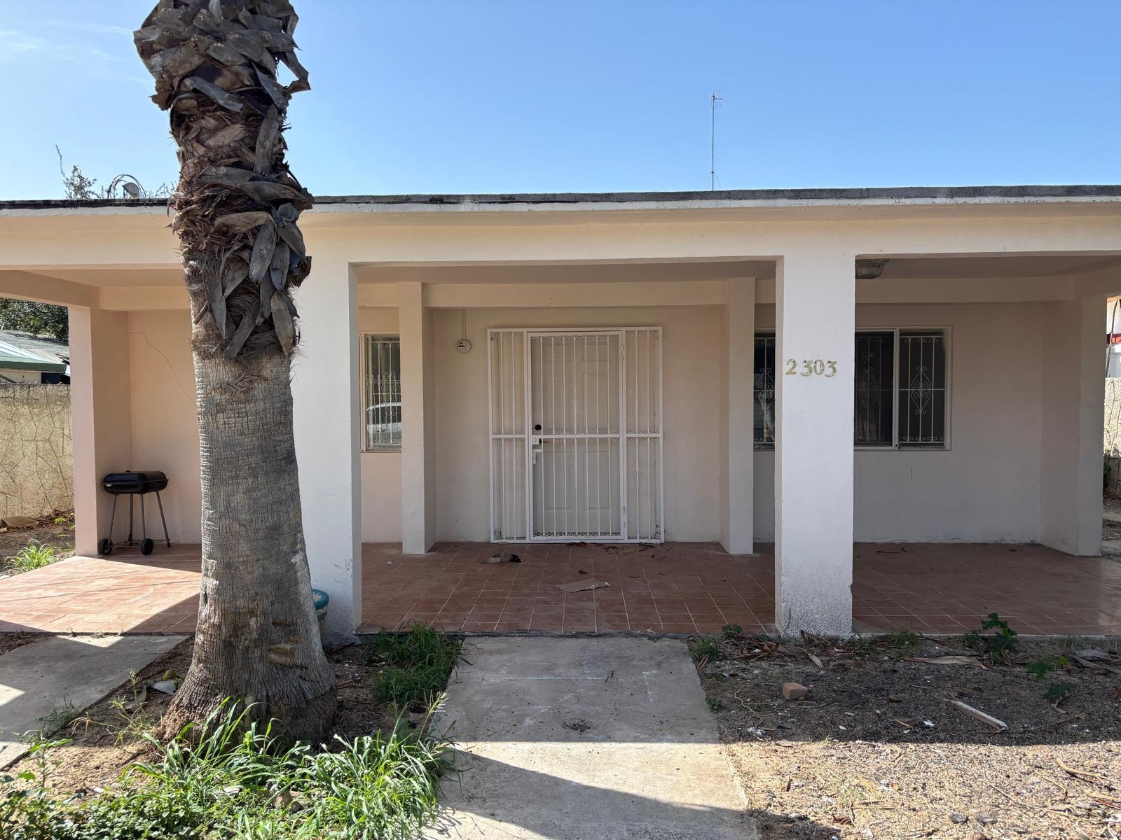 2303 Chacon St Property Photo 1