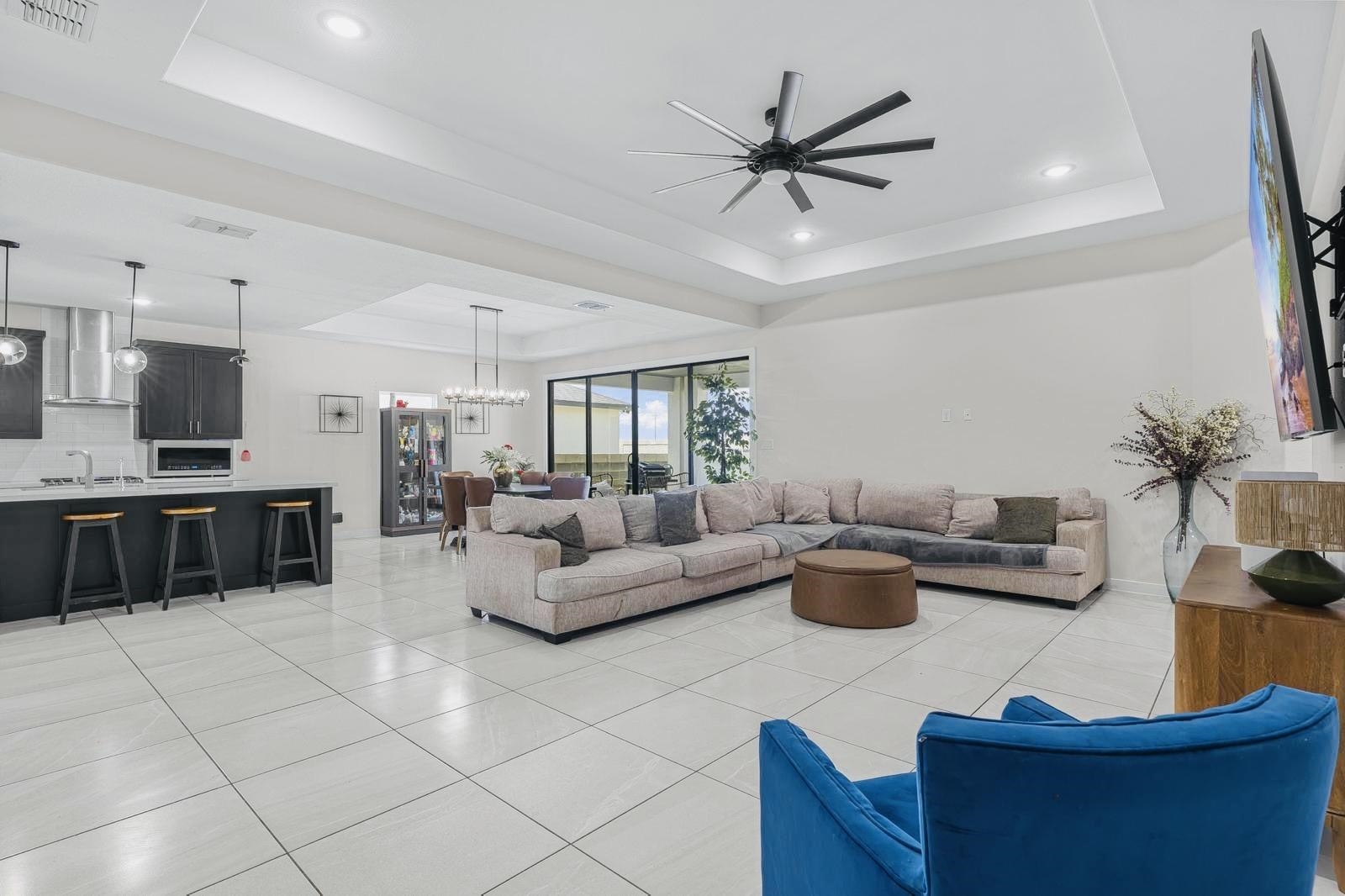 104 Sorella Loop Property Photo 13