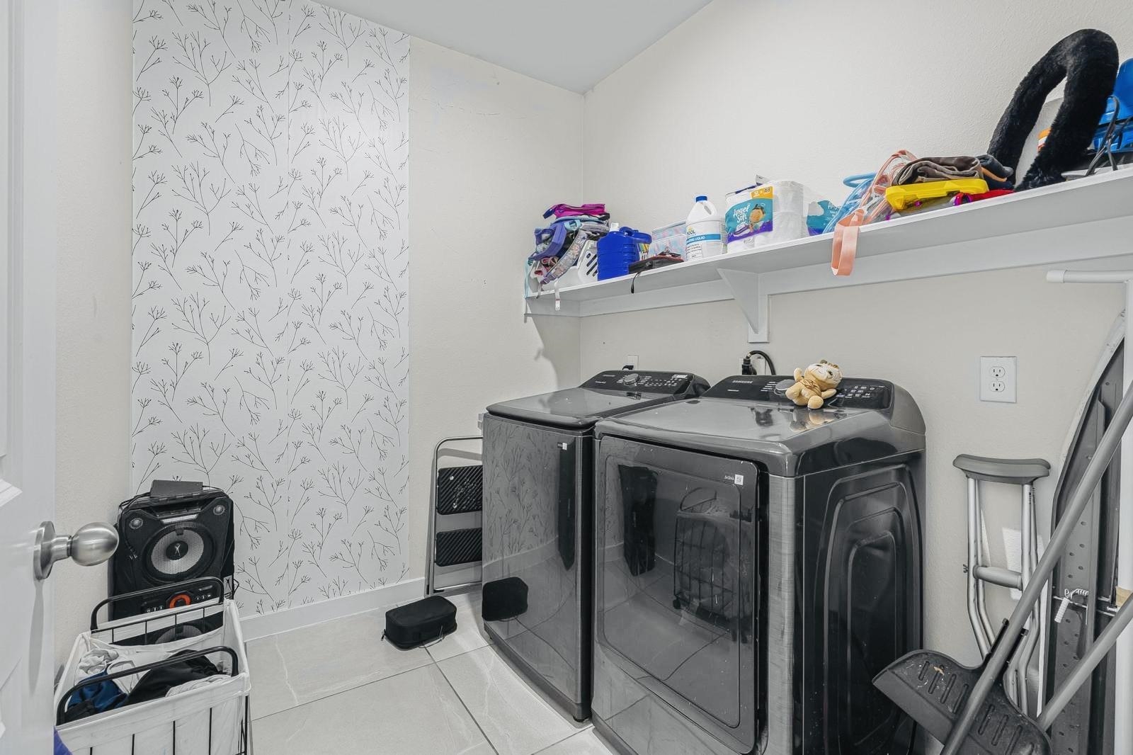 104 Sorella Loop Property Photo 23