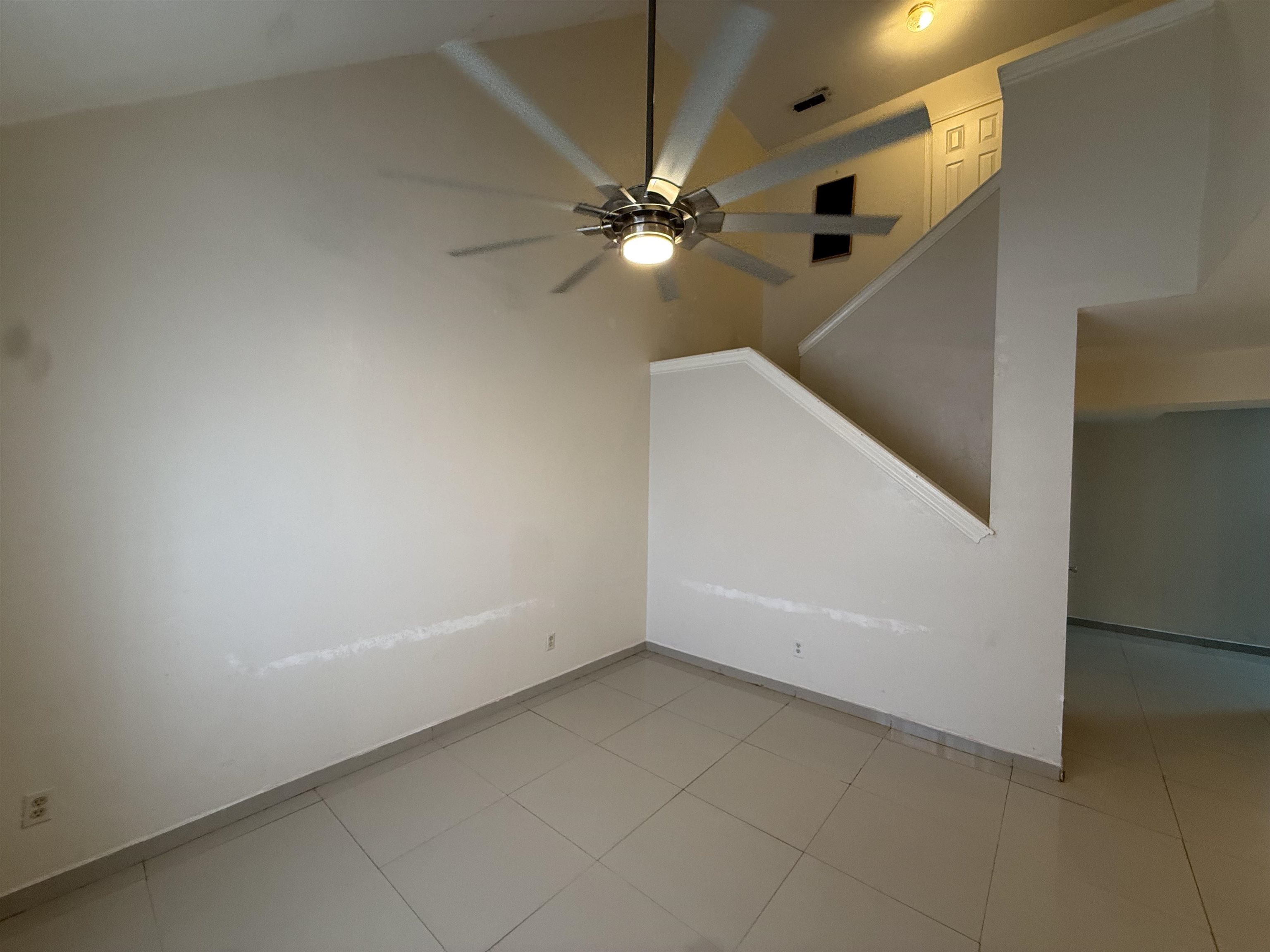 8710 Mcpherson Rd 2b Property Photo 4