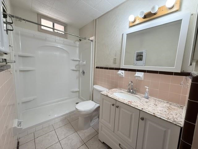 1817 E Lyon St Property Photo 12
