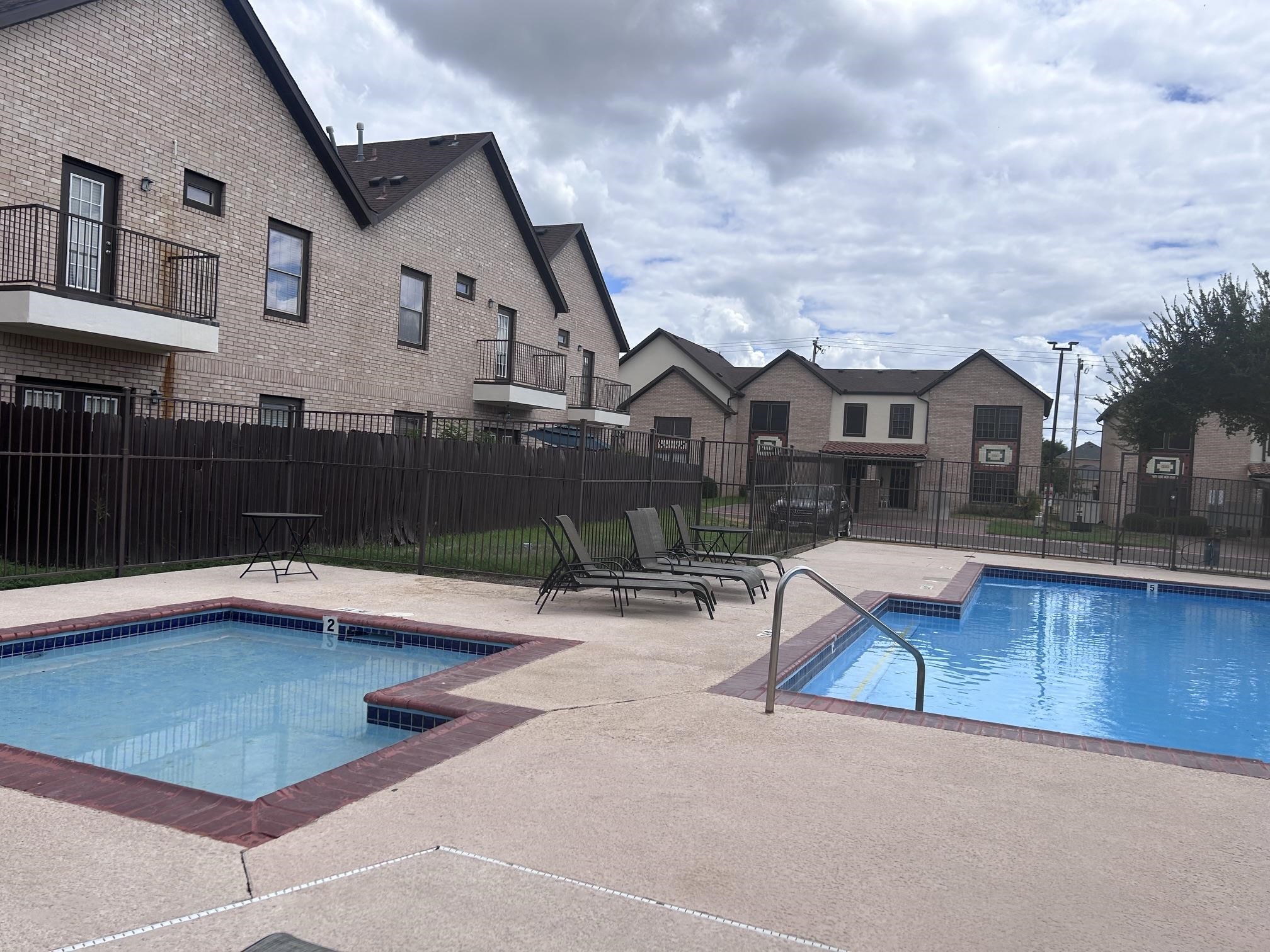 2445 Monarch Dr 301 Property Photo 20