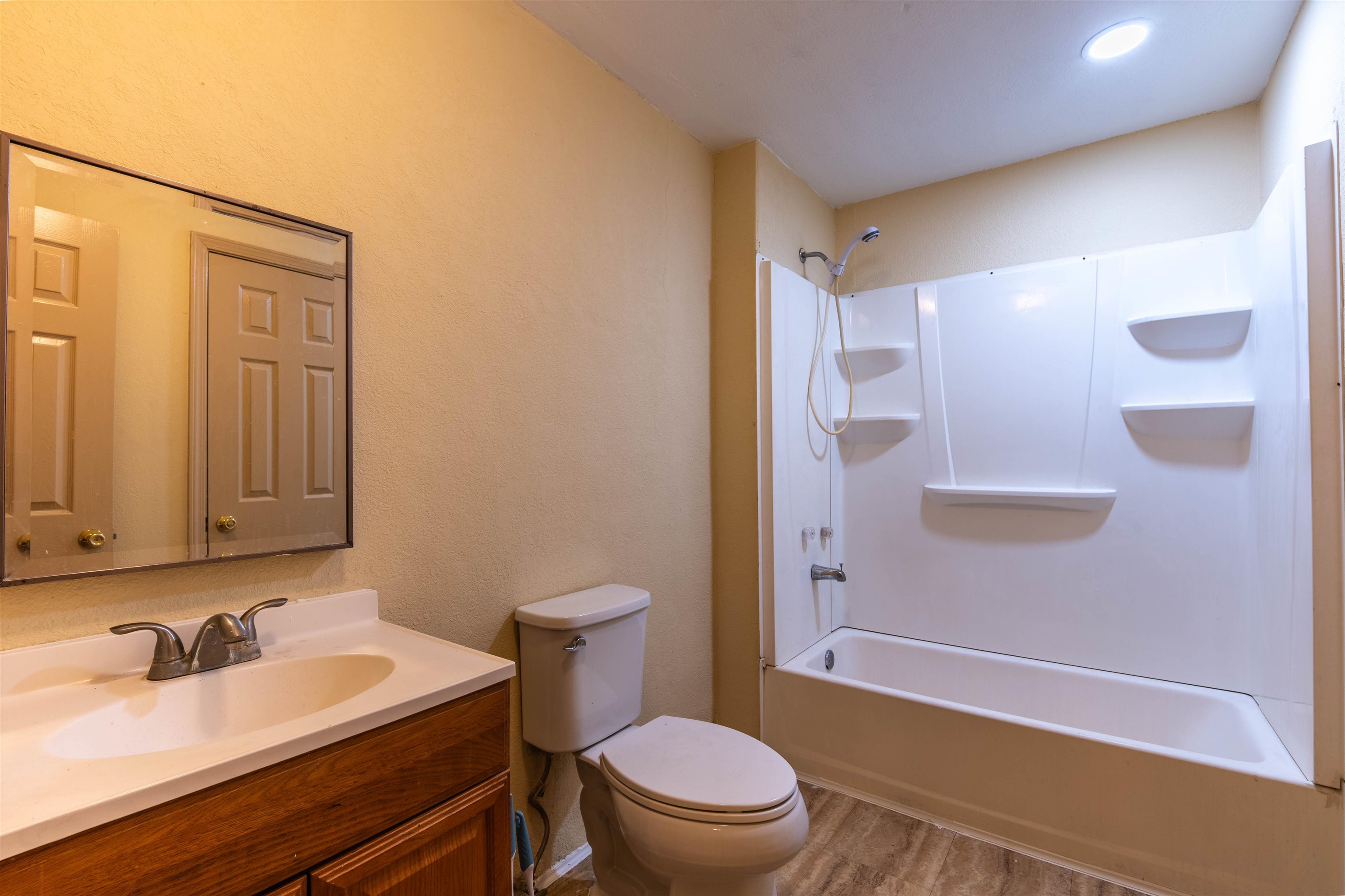102 Chihuahua St Property Photo 16