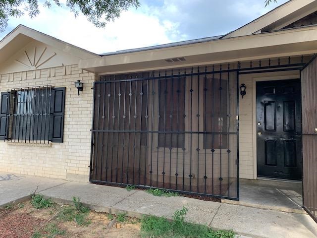 5707 Post Oak Dr Property Photo 2
