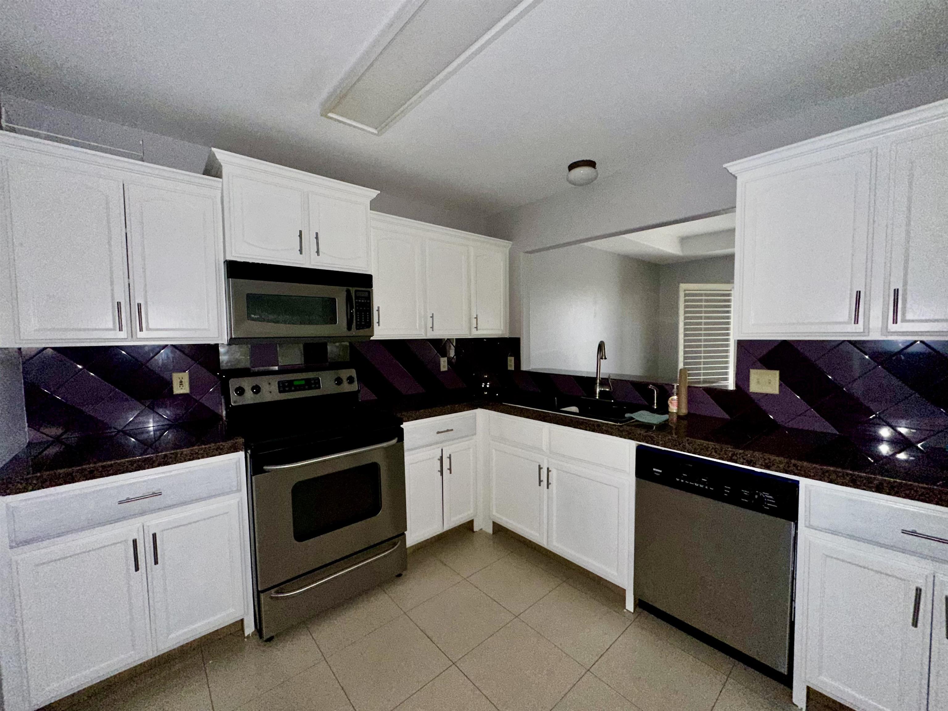 9804 Cantera Ct 32 Property Photo 3