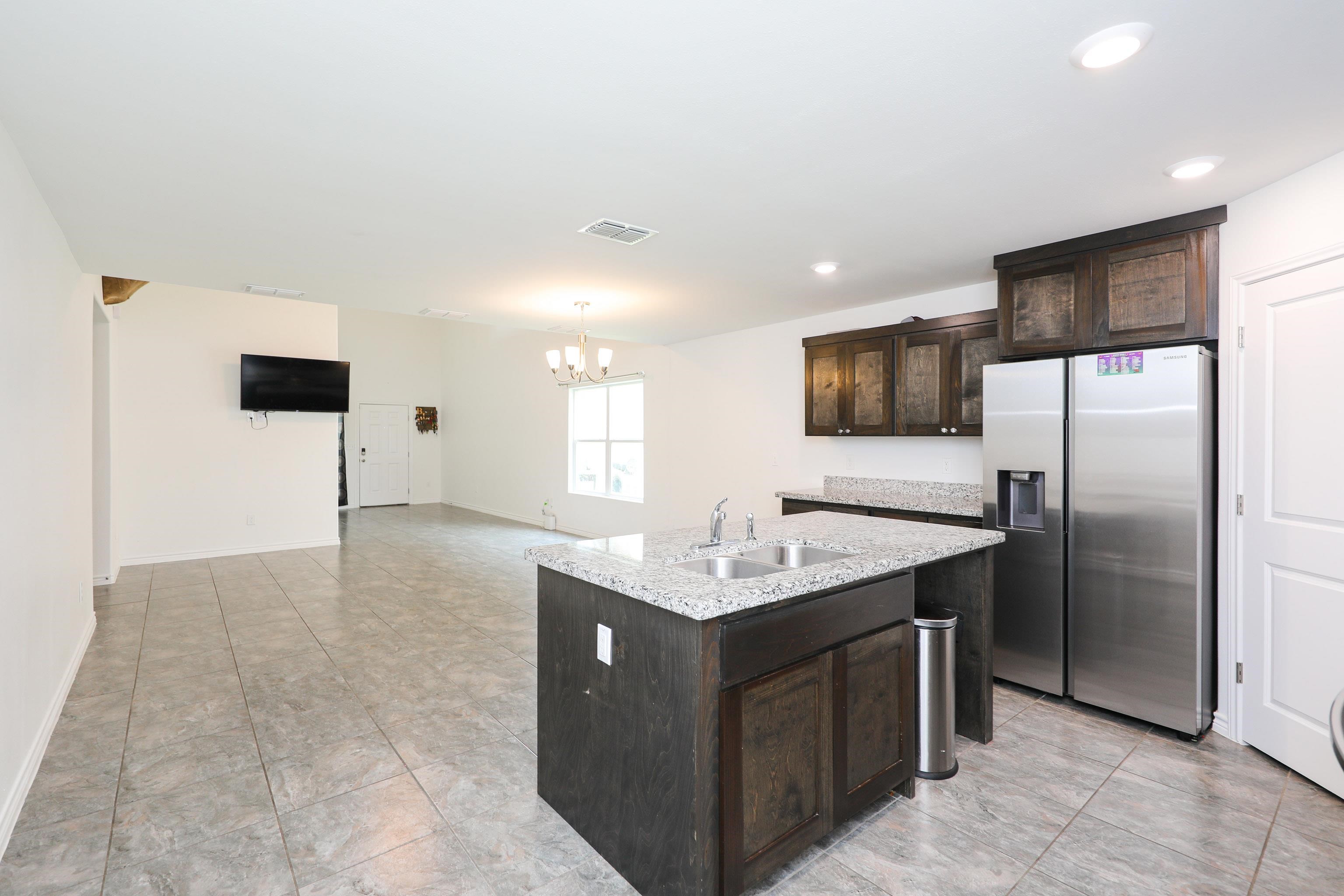 5625 Encanto Dr. Property Photo 10