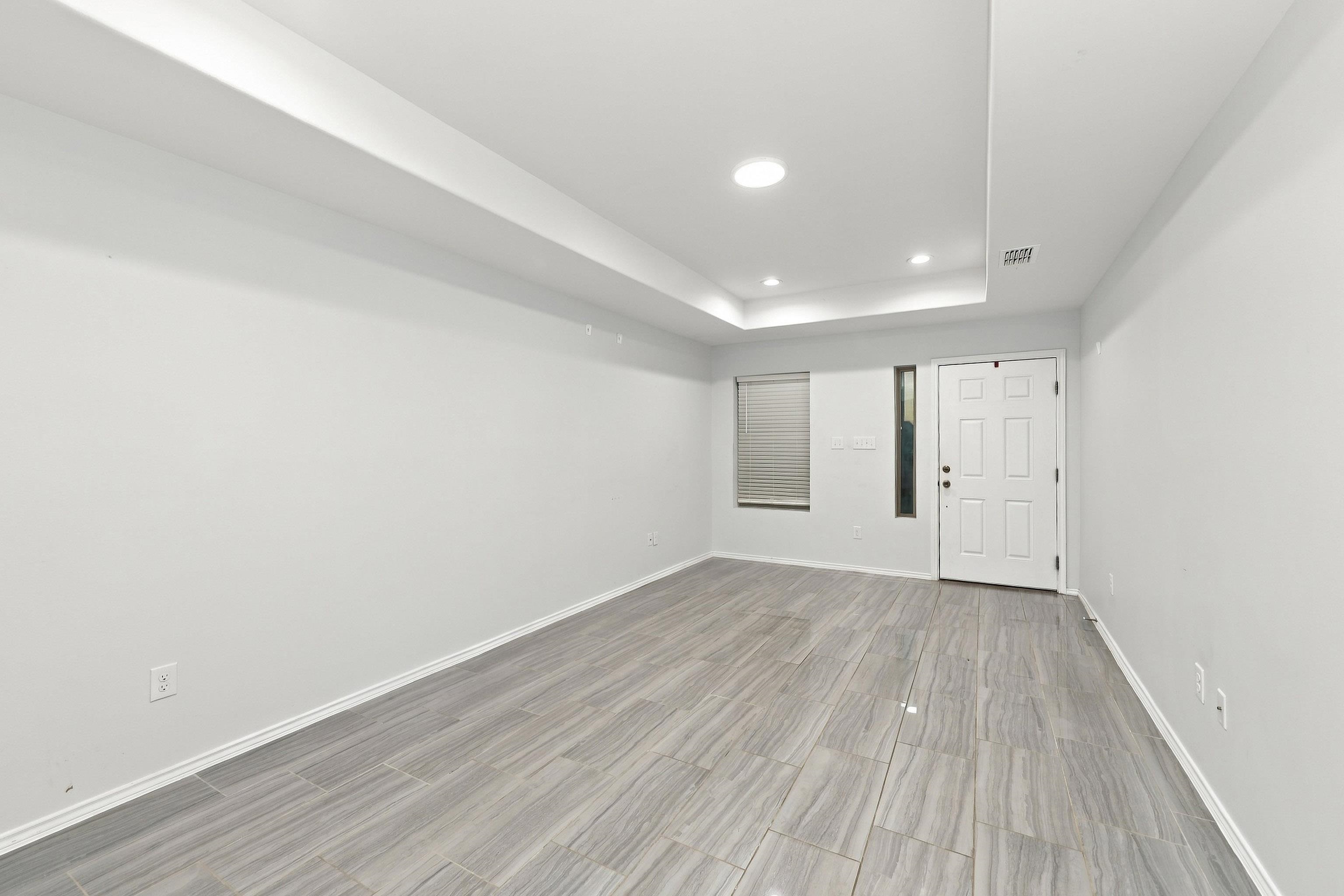 9919 Rosary Ln. Property Photo 6