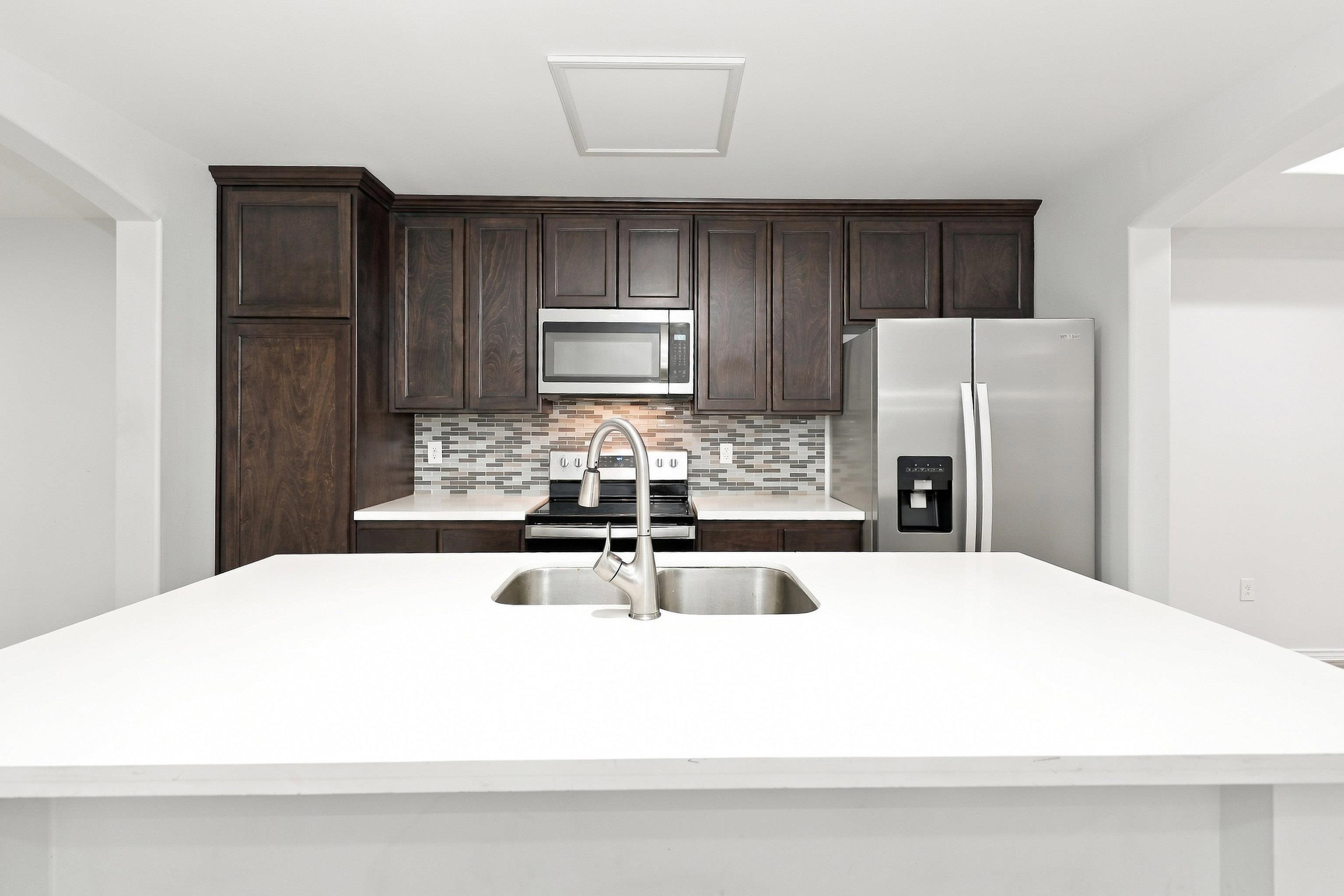 9919 Rosary Ln. Property Photo 10