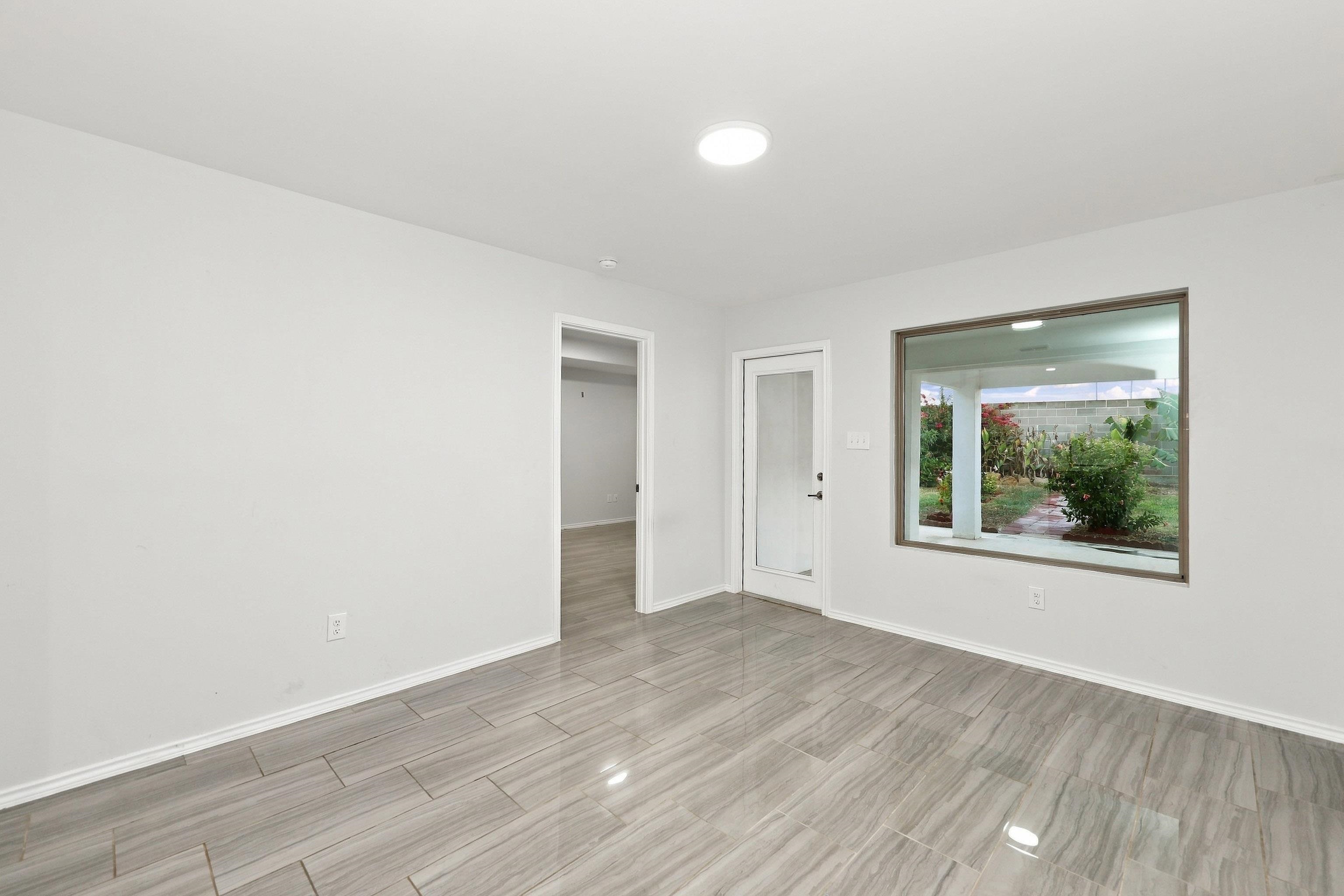9919 Rosary Ln. Property Photo 12