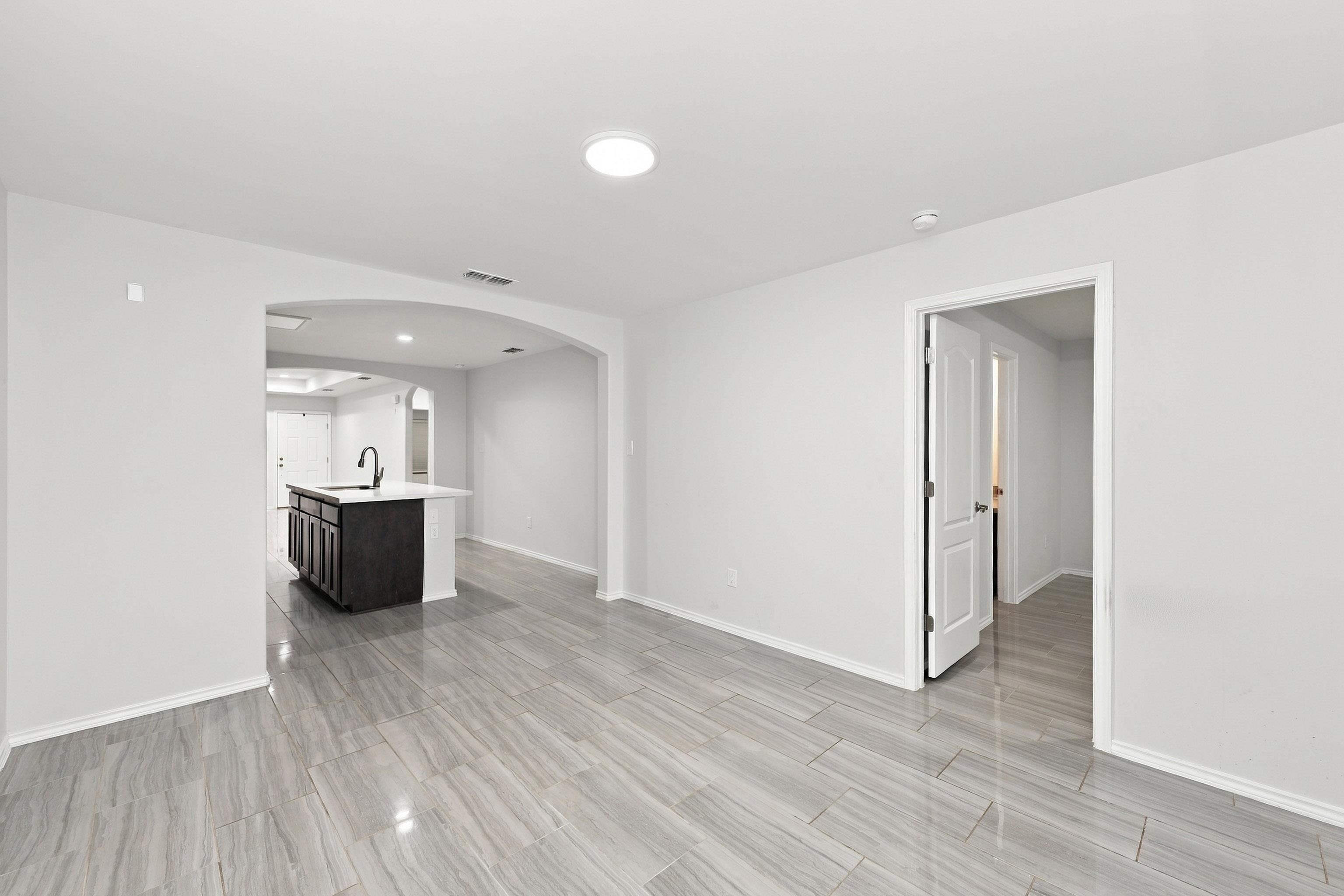 9919 Rosary Ln. Property Photo 13