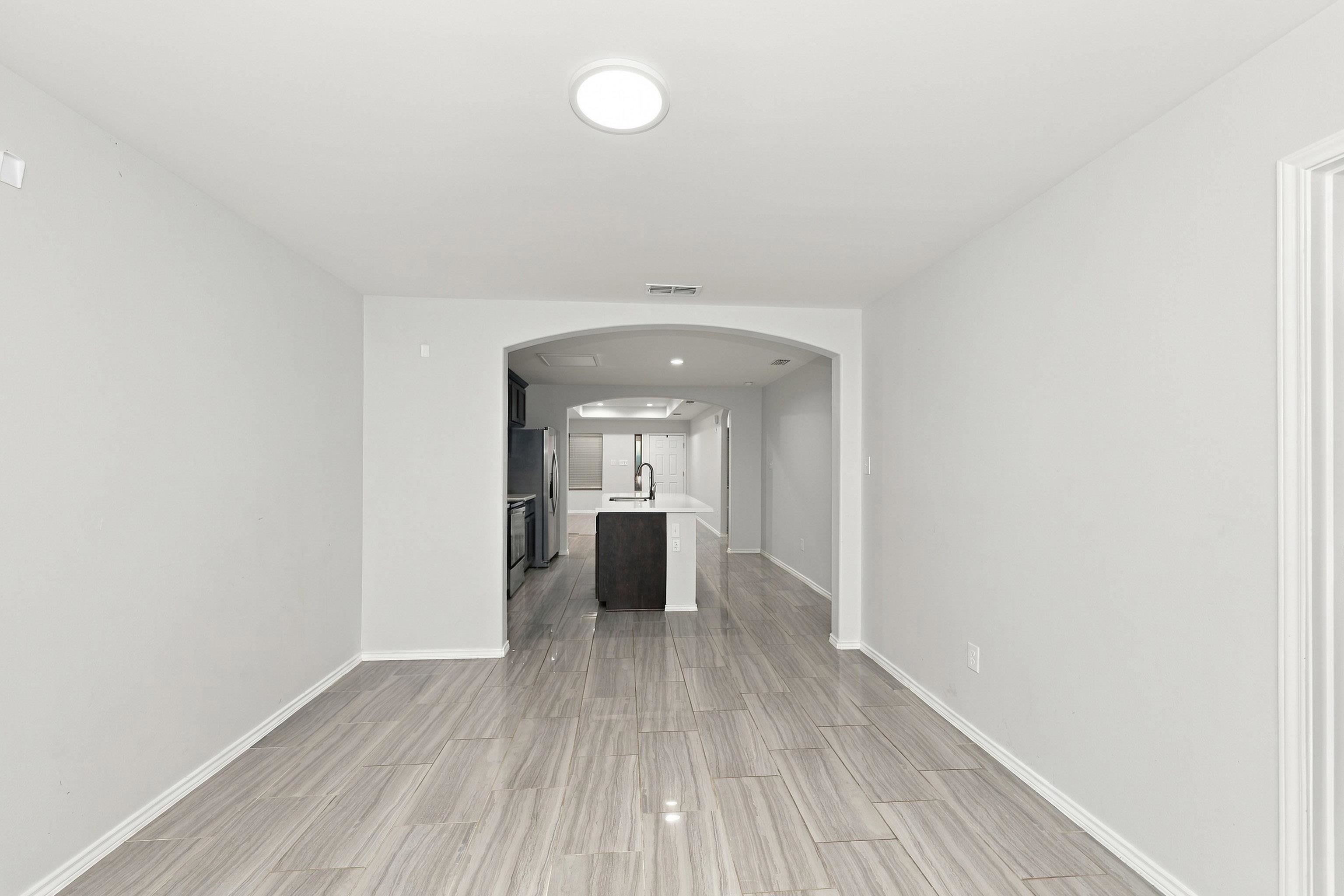 9919 Rosary Ln. Property Photo 14