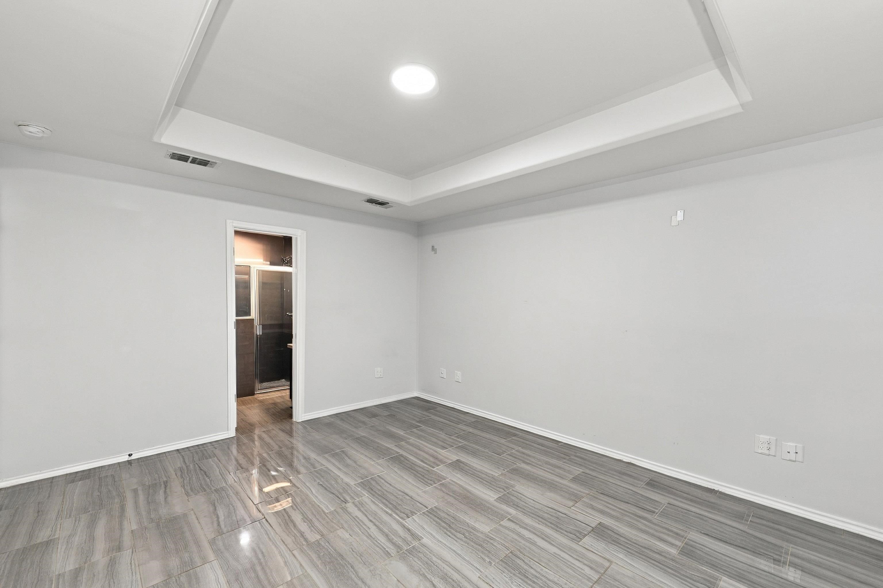9919 Rosary Ln. Property Photo 20