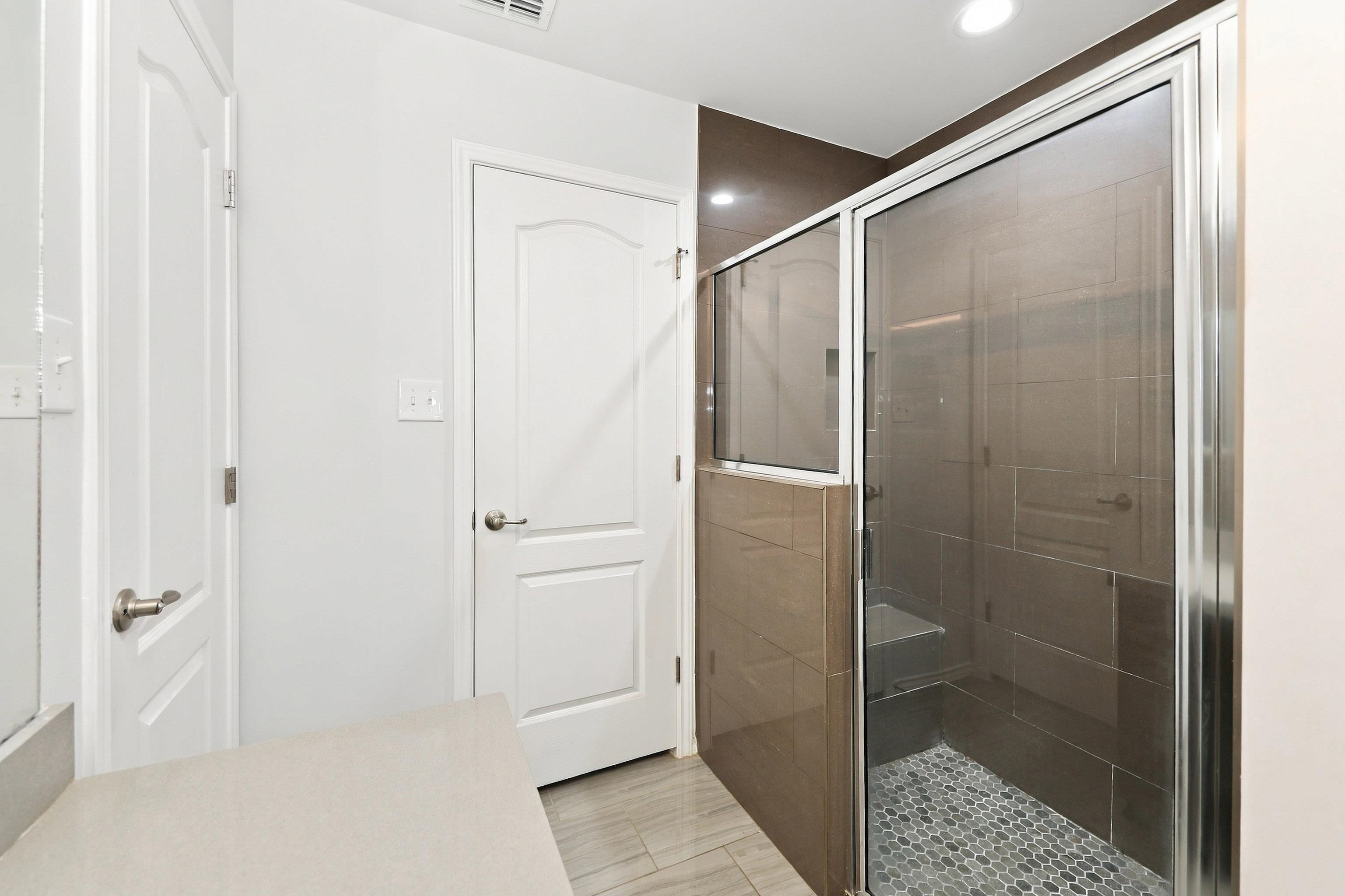 9919 Rosary Ln. Property Photo 22