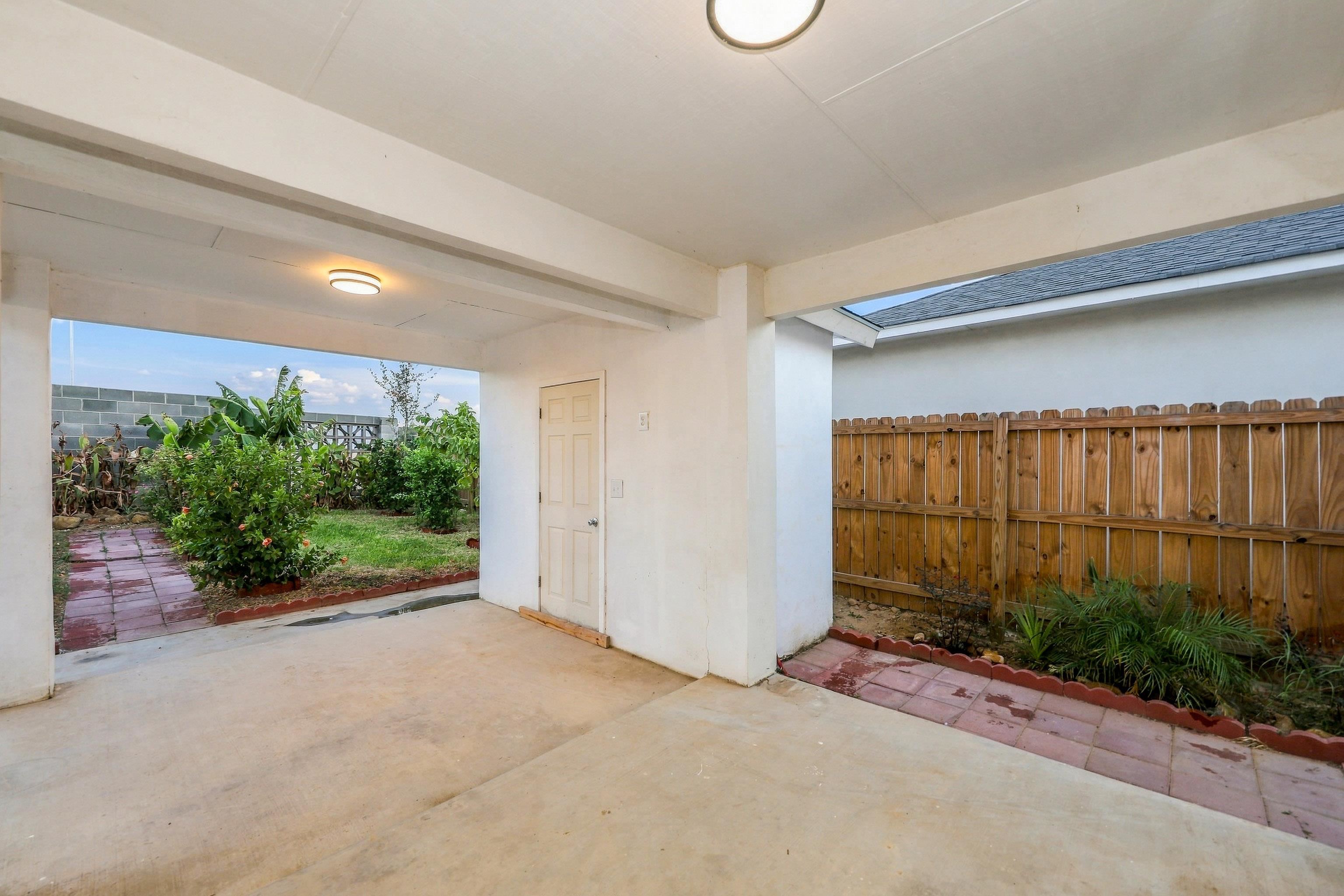 9919 Rosary Ln. Property Photo 33